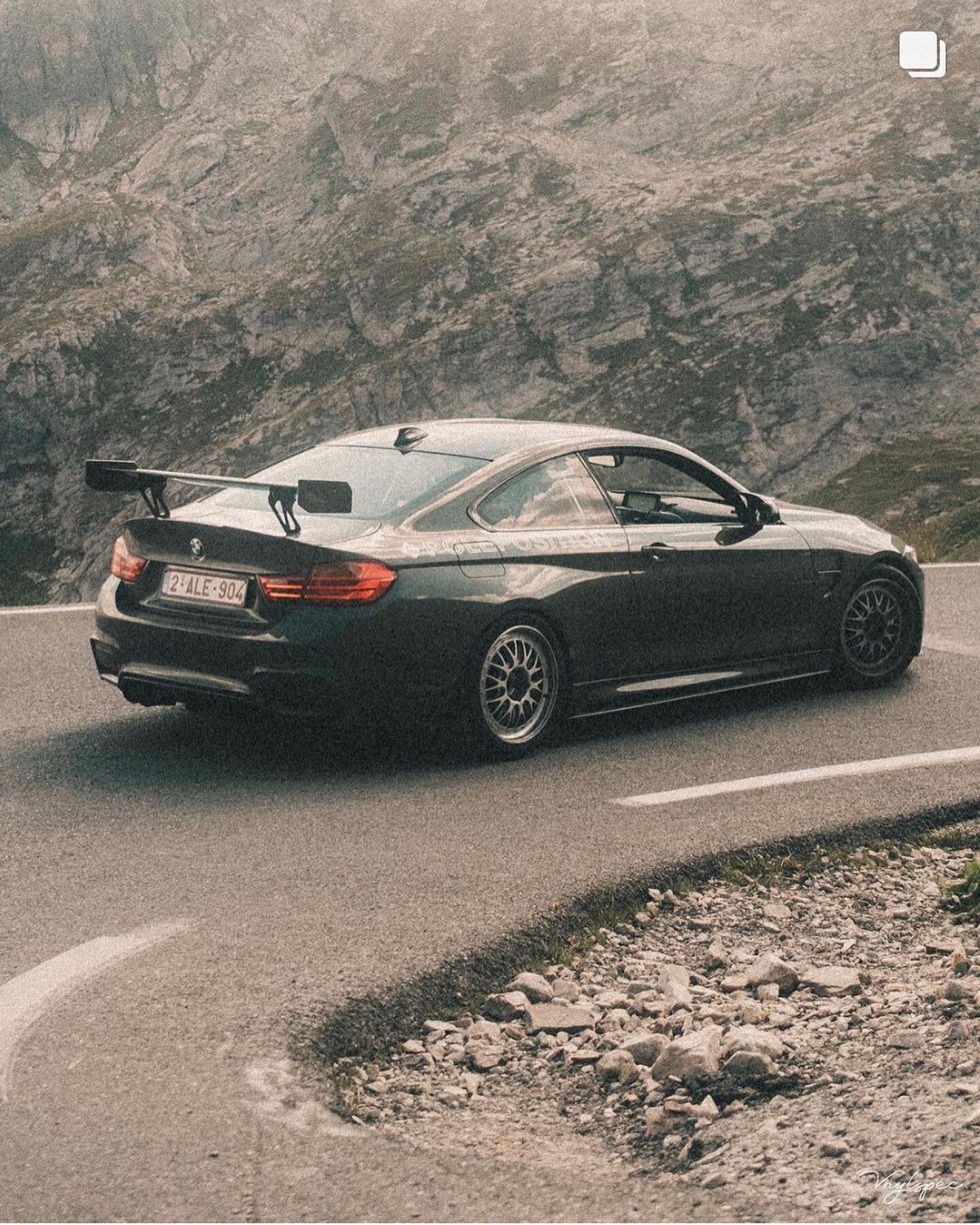 Forza in real life 🏔🔥
Join our family via link in bio.
.
.
.
.
#vnylspec #bmw #bmwm #bmwm4 #bmwm4gts
#bmwm4gtr #bmwlife #bmwmoments #s55
#bmwmotorrad