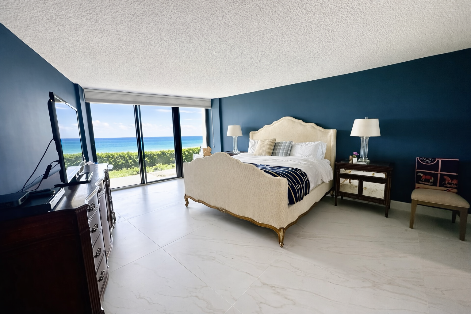 Master Bedroom Pic.png