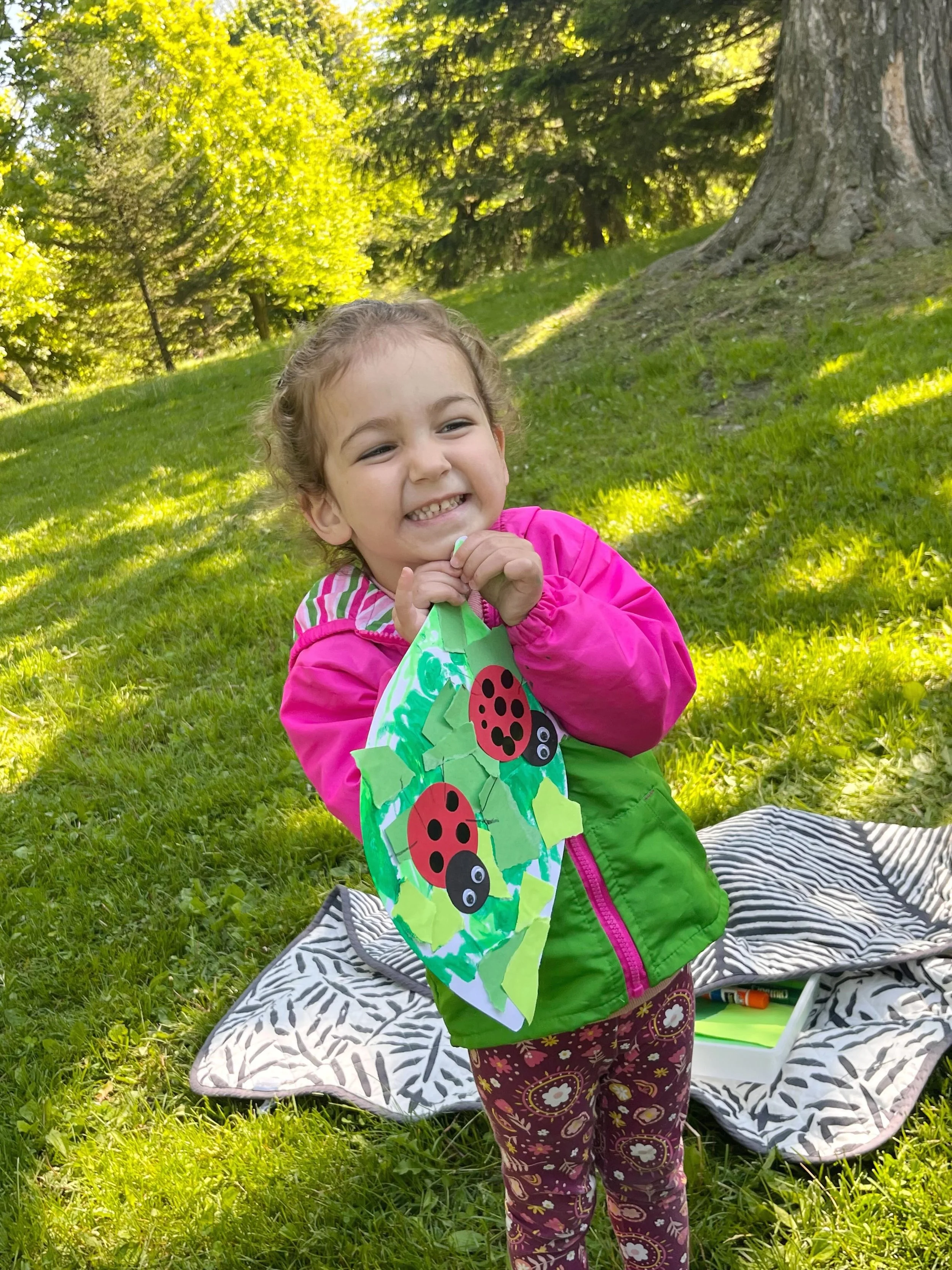 Our Art in the Park classes are off to a happy start! 😍

For session 1, we are creating all about Backyard Bugs! 🐞🐛🐜🦋 Last week we made ladybug collages and we have a super exciting project lined up for this week. 🤩

While our session is full, 