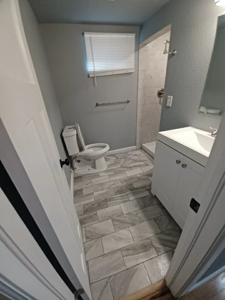 basement finish 2.jpg