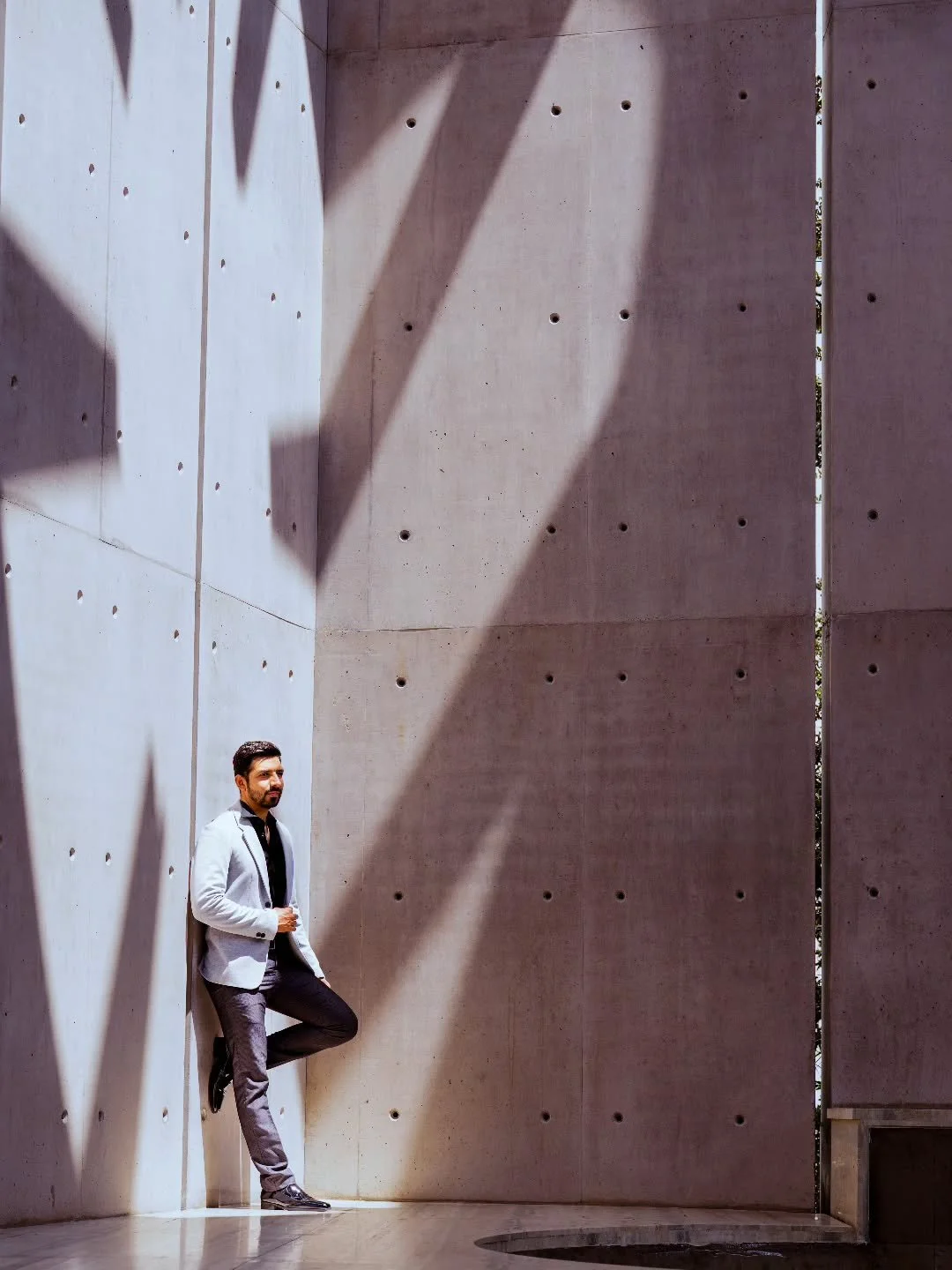 Lugares Cool para Fotografiar en Monterrey ✨
📸 Sesi&oacute;n para el Director de Innovaci&oacute;n Educativa en TEC - AI, Hologramas...

🙋&zwj;♂️ @eliud_quintero 
📷 @booxmty 

#monterrey #tecmty