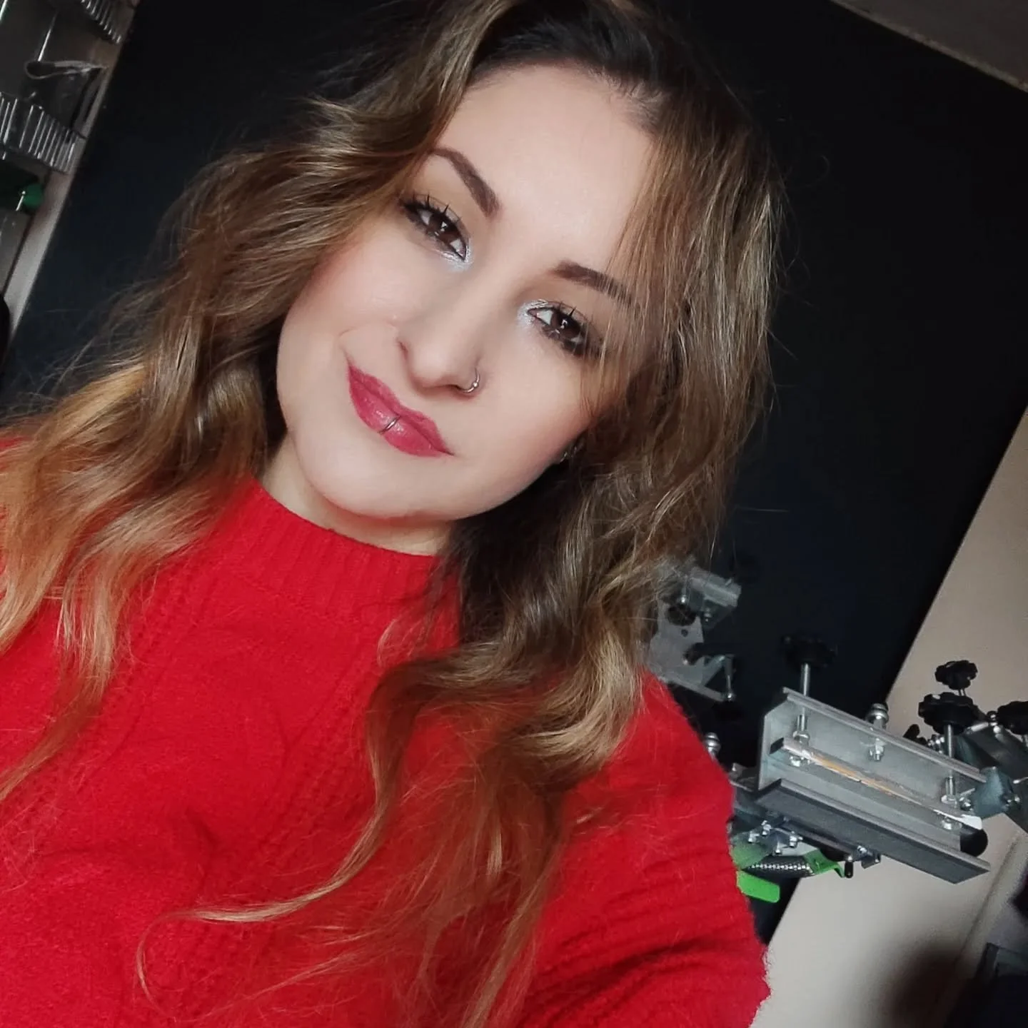 Noticed that I was pretty much gone from social media for a while. 

So what happened? 
I bought a house 🏠 - which came with a great potential but also a lot of problems which had to be sorted out and it's still a mess in here 🤣

It has a decent ou