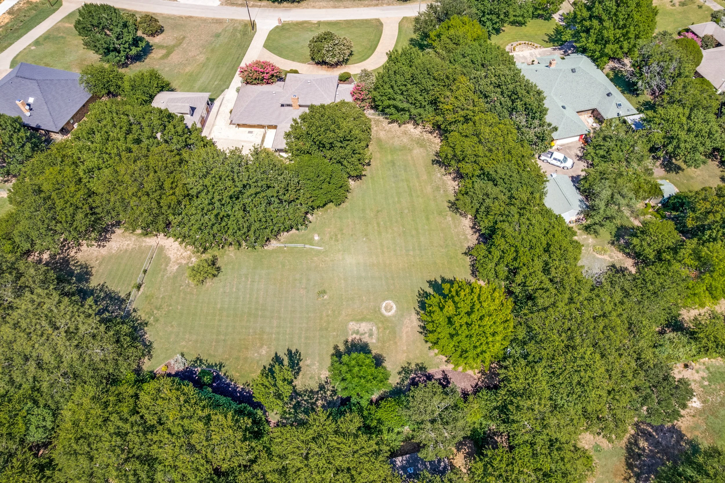 4100-rawleigh-dr-benbrook-tx-76126-High-Res-29.jpg
