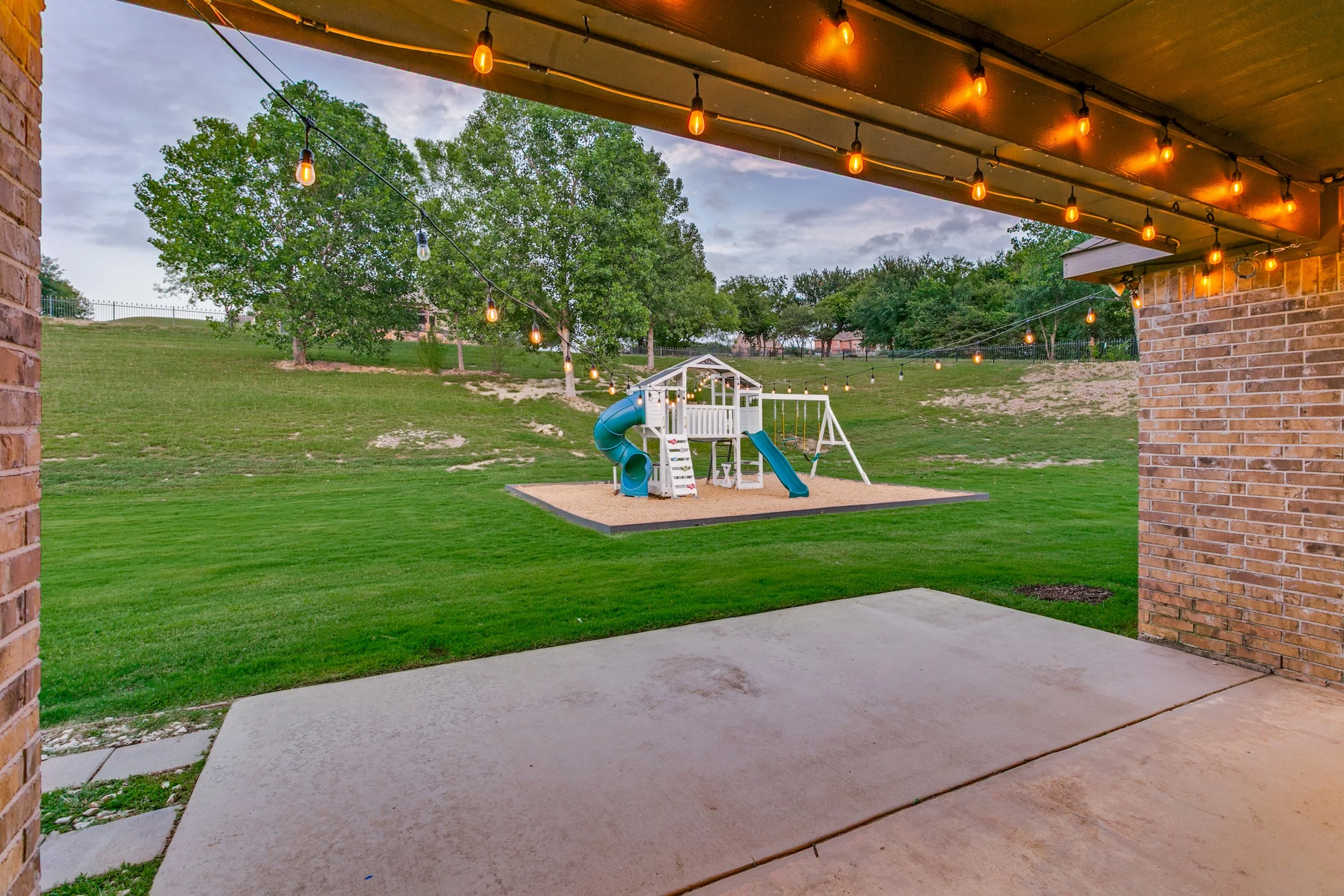 12048-mustang-wells-dr-fort-worth-tx-76126-High-Res-23.jpg