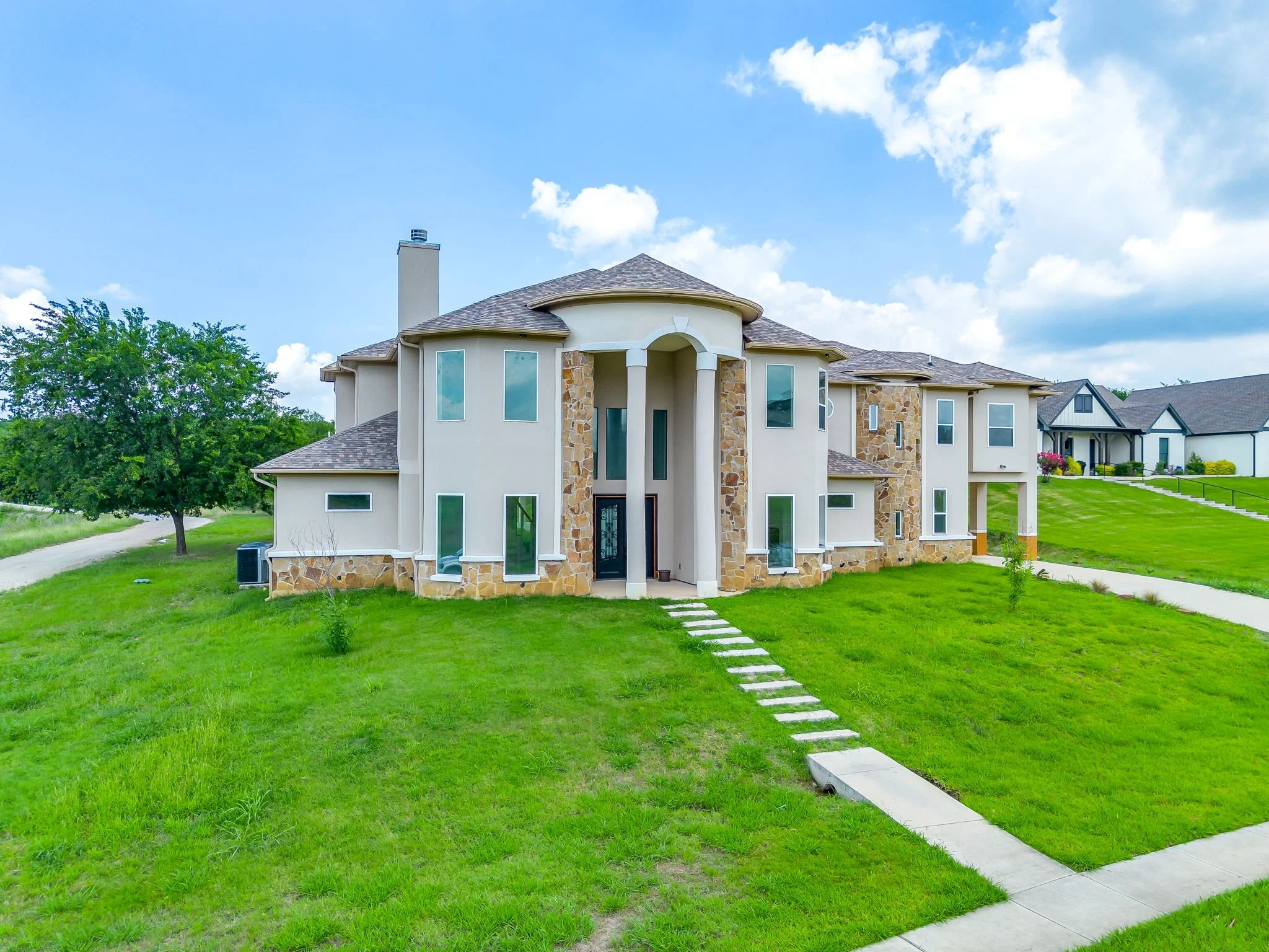 3124 Koscher Dr (11 of 57).jpg