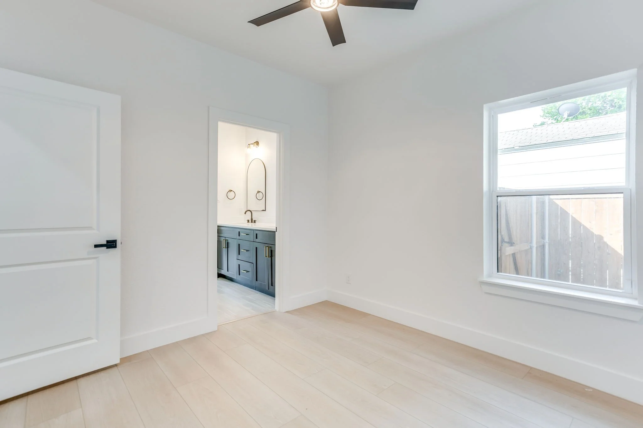 3828 Winfield Ave (32 of 44).jpg