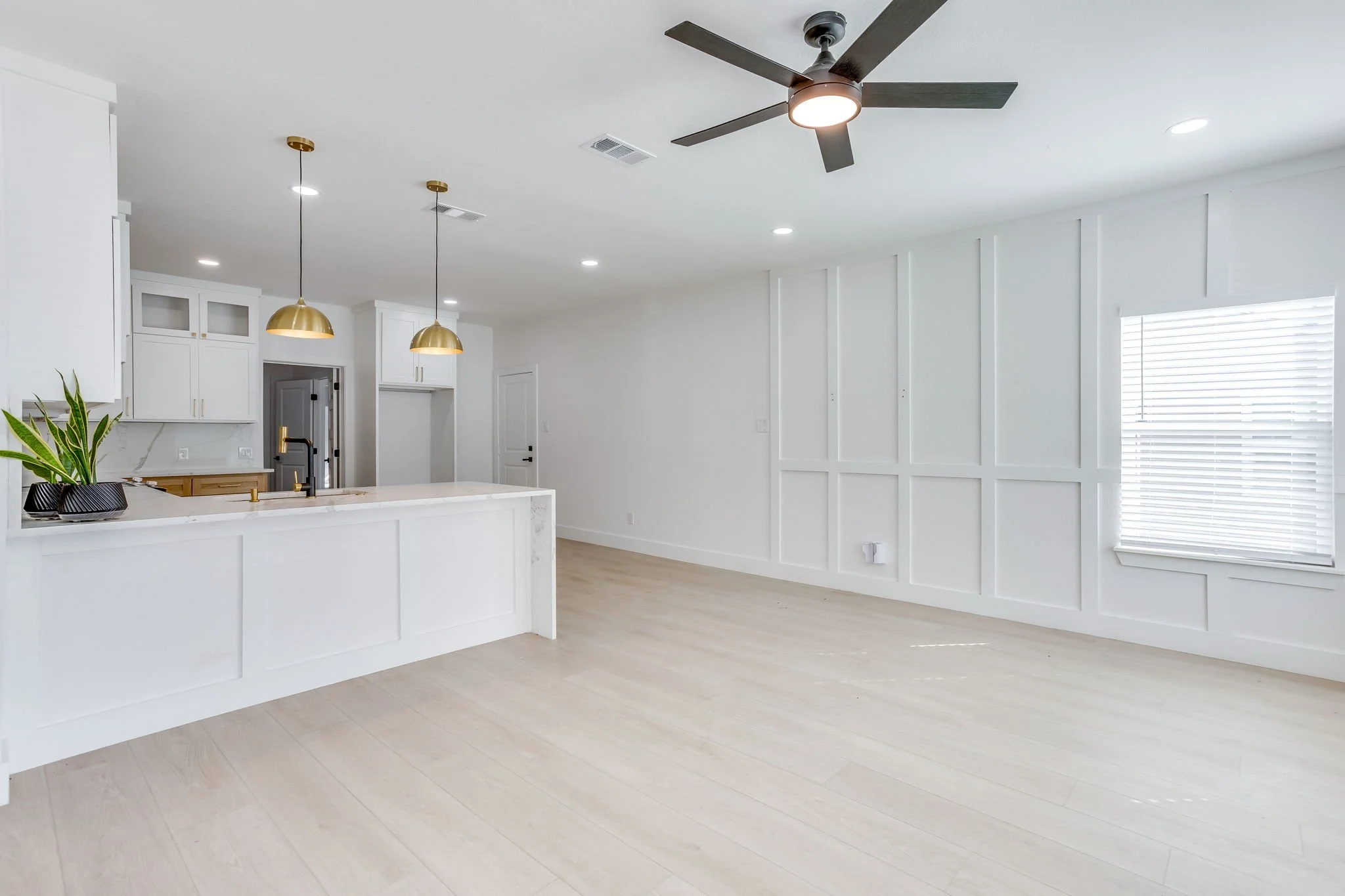 3828 Winfield Ave (7 of 44).jpg