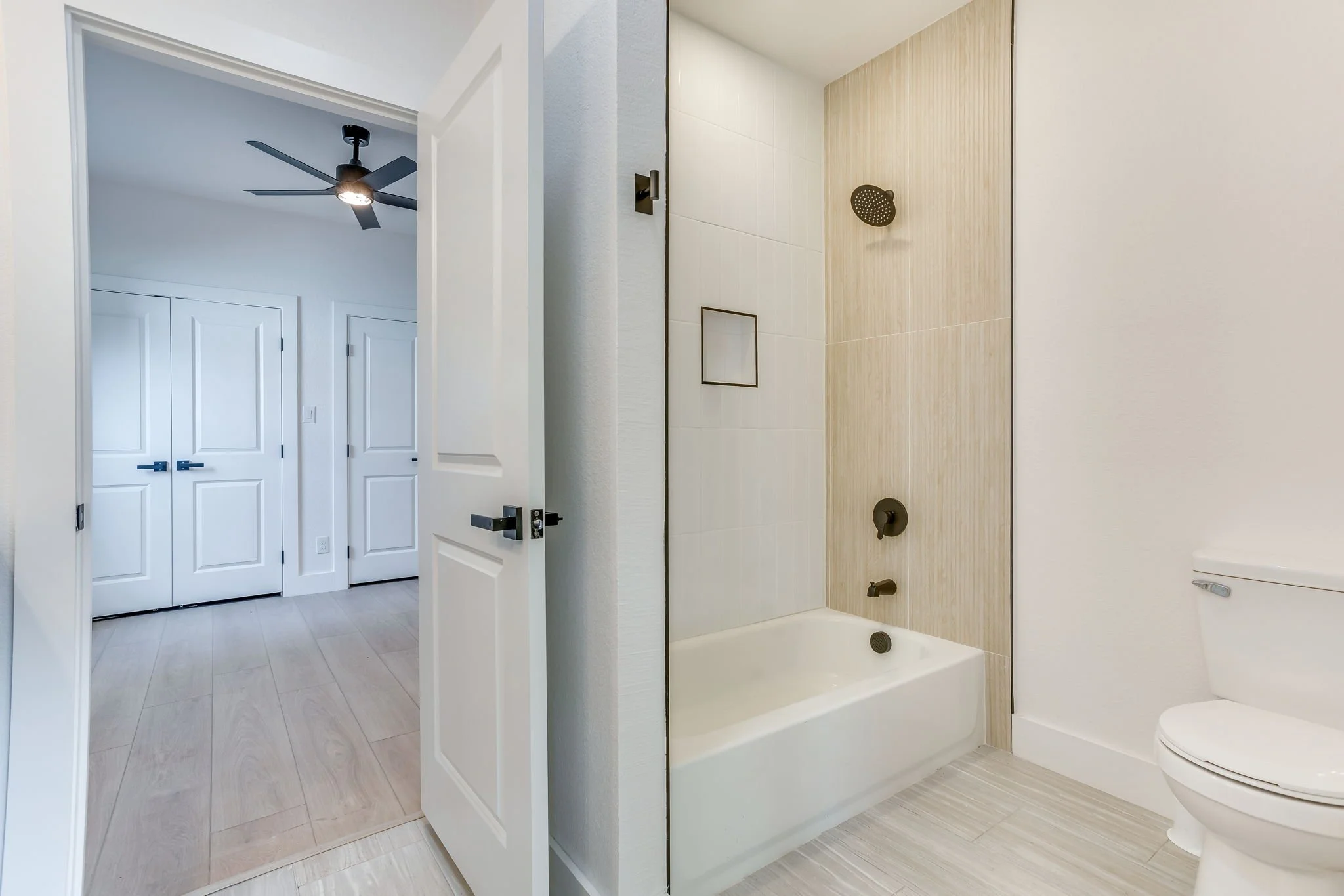 3828 Winfield Ave (29 of 44).jpg
