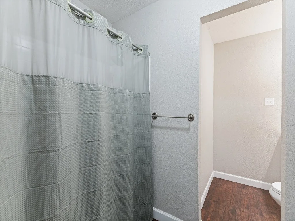 420-marsha-st-saginaw-tx-76179-MLS-19.jpg