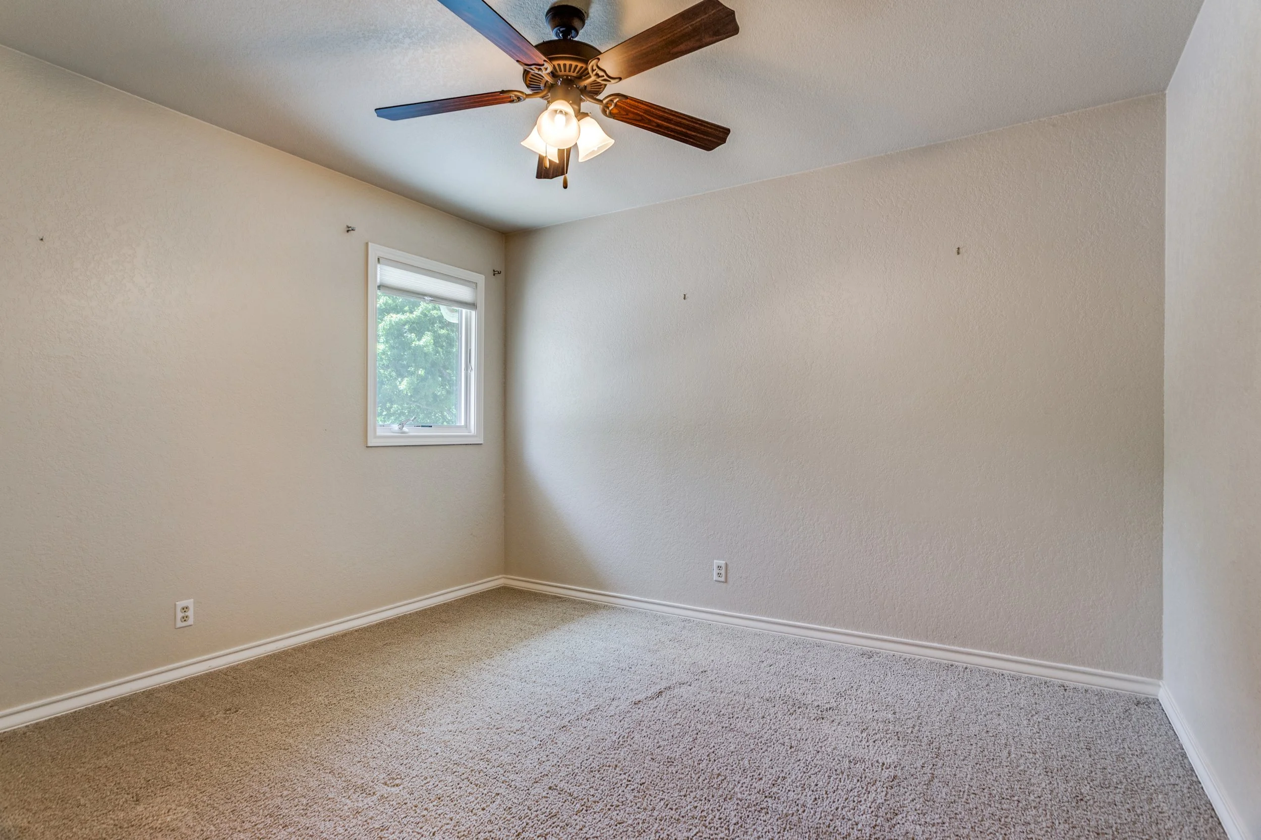 4100-rawleigh-dr-benbrook-tx-76126-High-Res-14.jpg