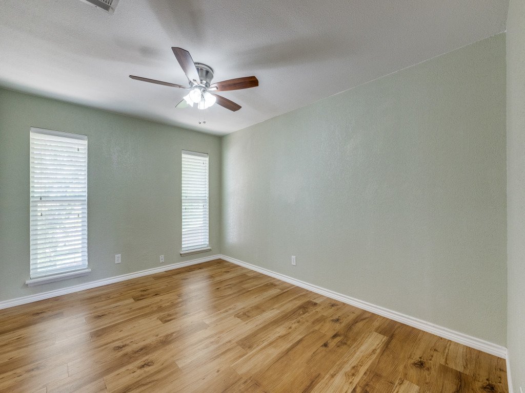 1513-ems-rd-w-fort-worth-tx-76116-MLS-14.jpg
