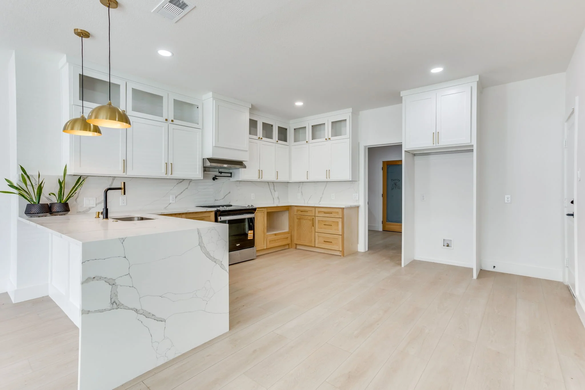 3828 Winfield Ave (12 of 44).jpg