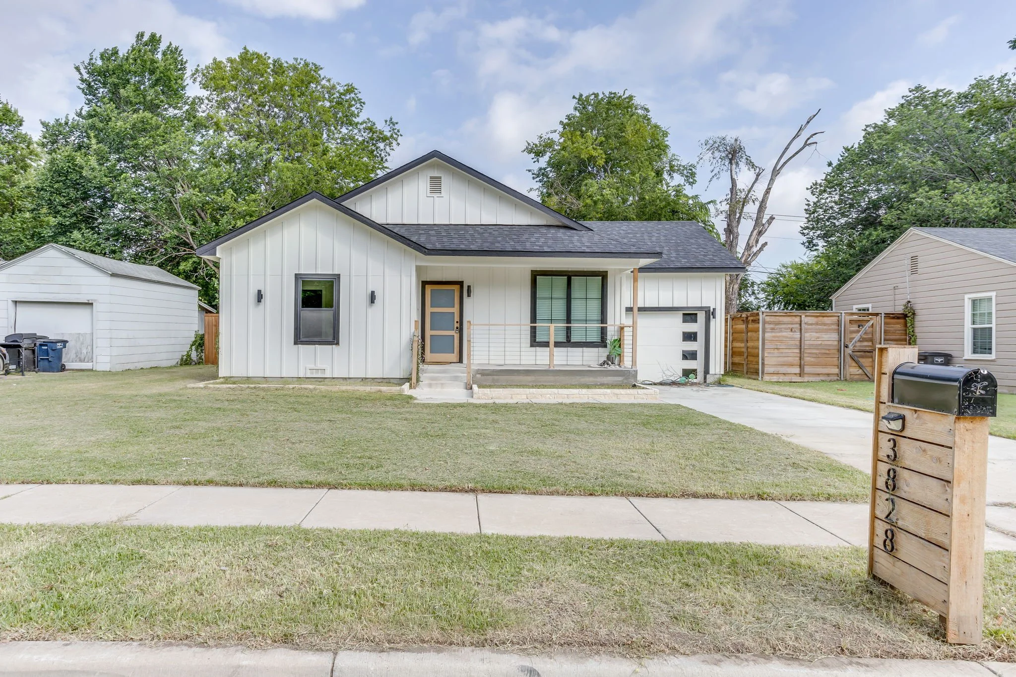 3828 Winfield Ave (4 of 44).jpg