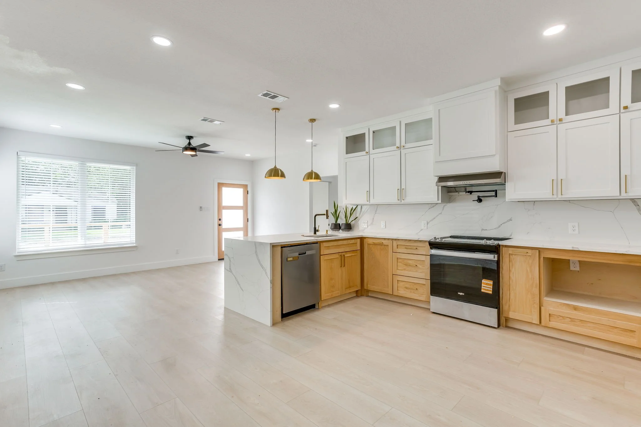 3828 Winfield Ave (14 of 44).jpg