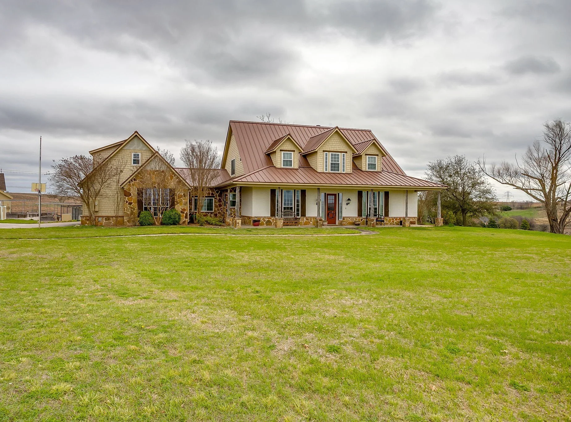 Cropped Exterior photo.jpg