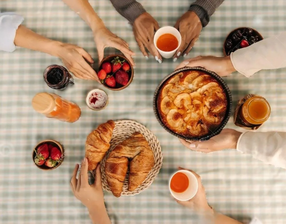 Community Gathering ﻿and Potluck