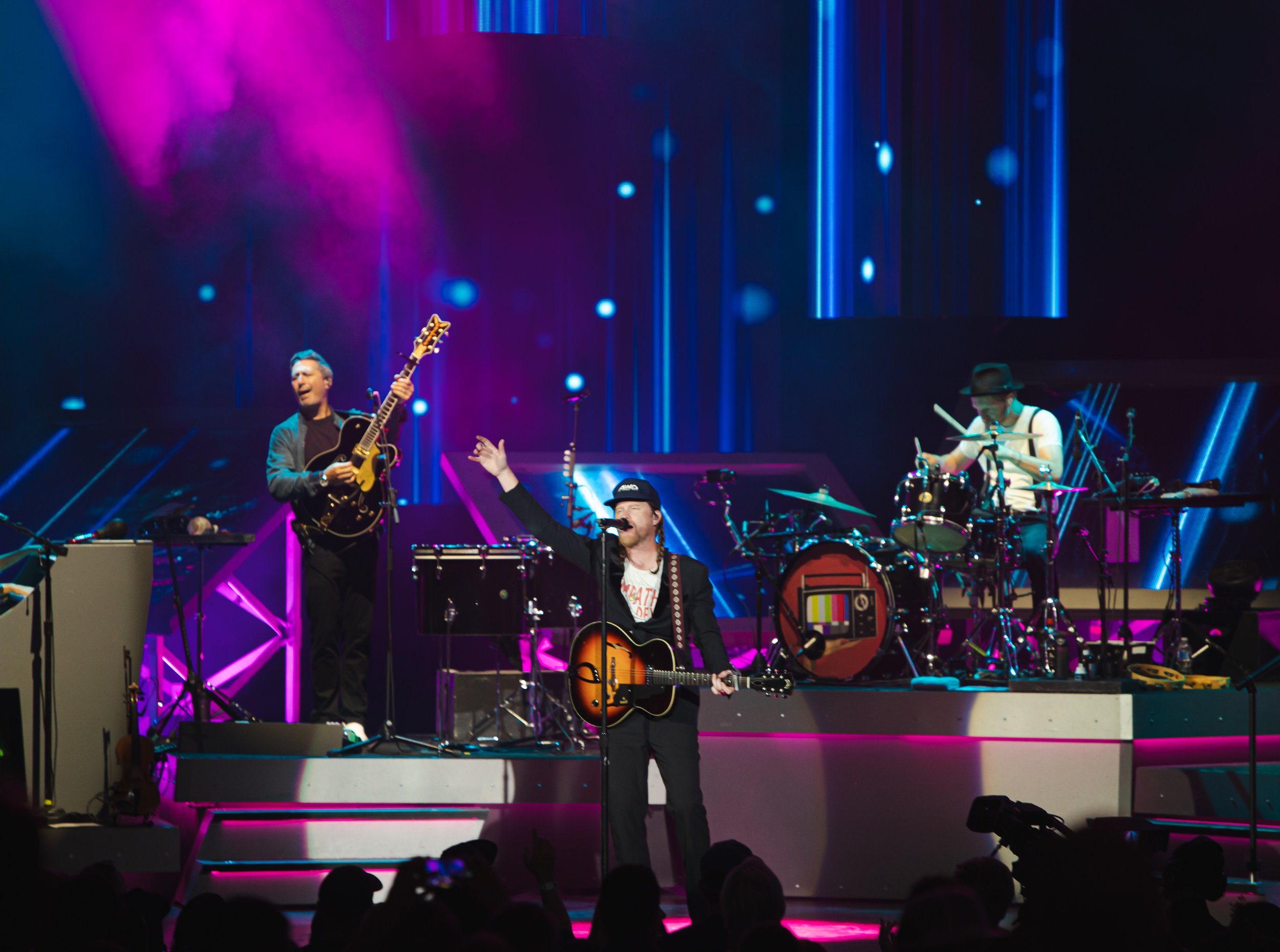 The Lumineers Light Up Houston’s Cynthia Woods Mitchell Pavilion: A Night of Warmth, Stories, and Soul