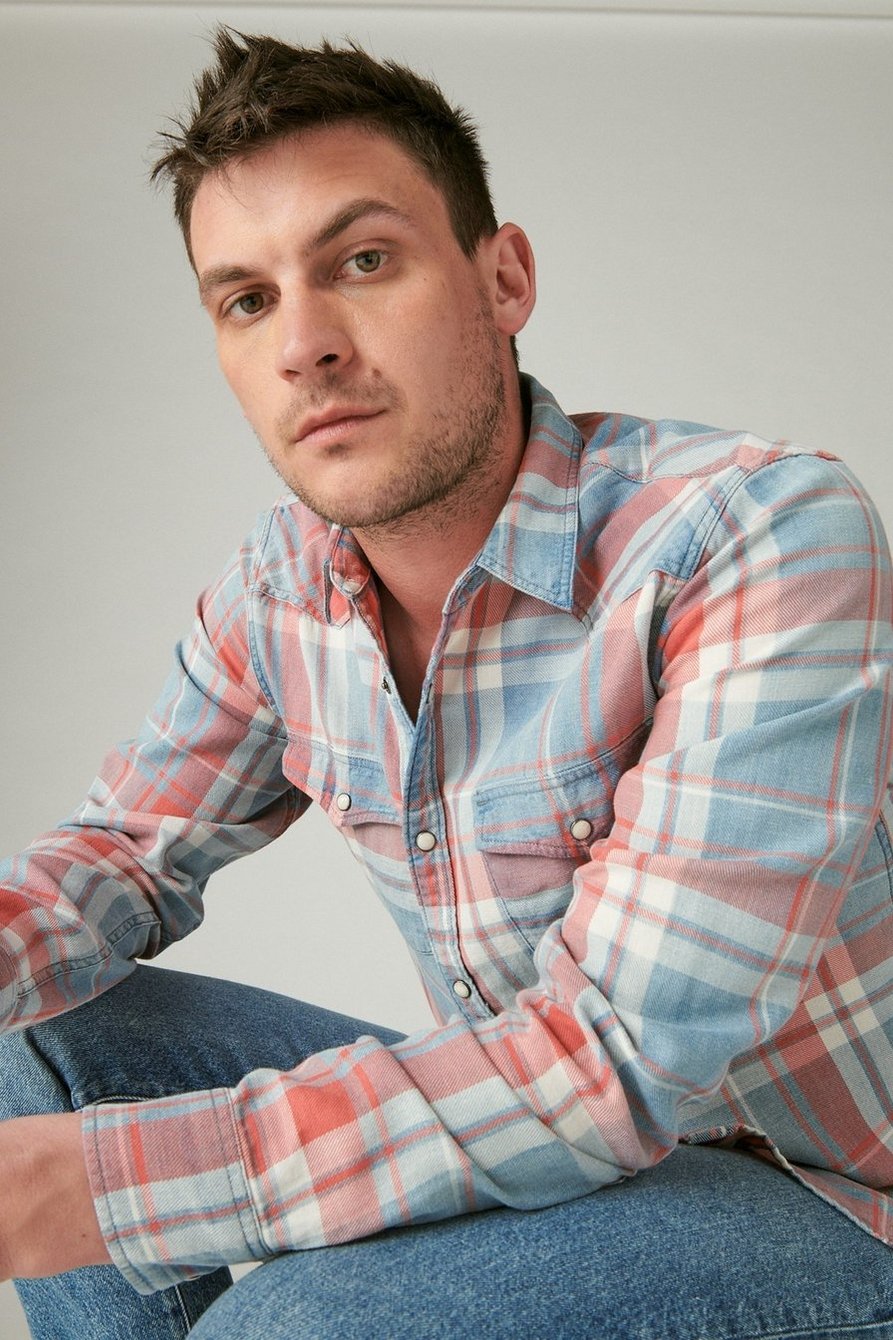 lucky brand s / 23 — Yuthi Meas Creative lucky brand s / 23 — Yuthi Meas Creative