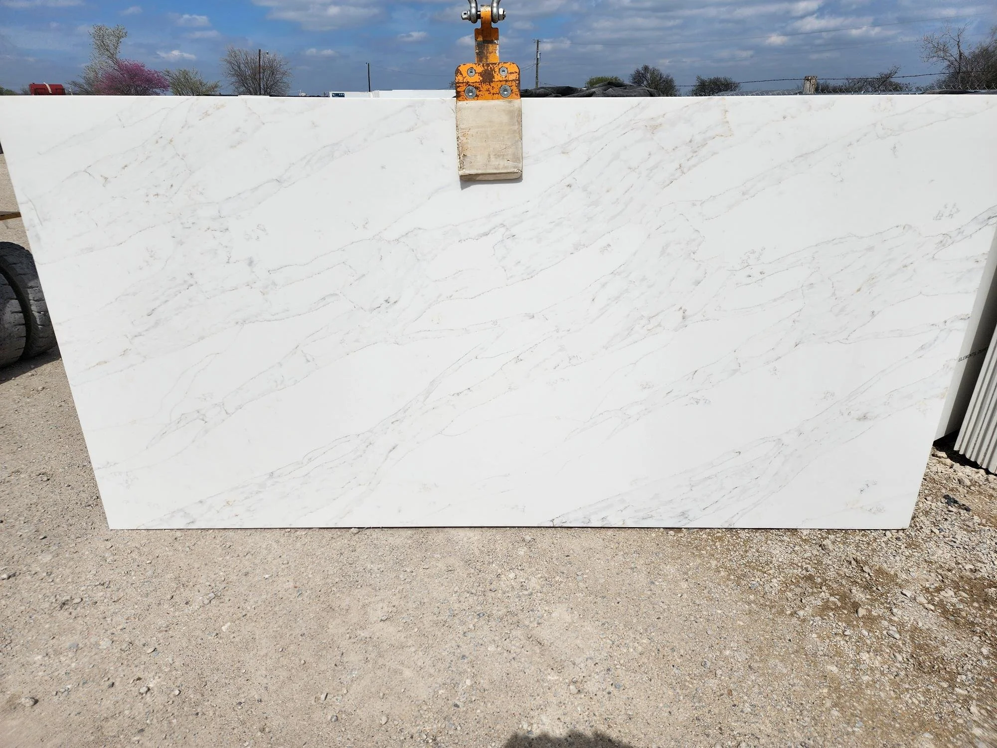 Calacatta Oro (FabStone)