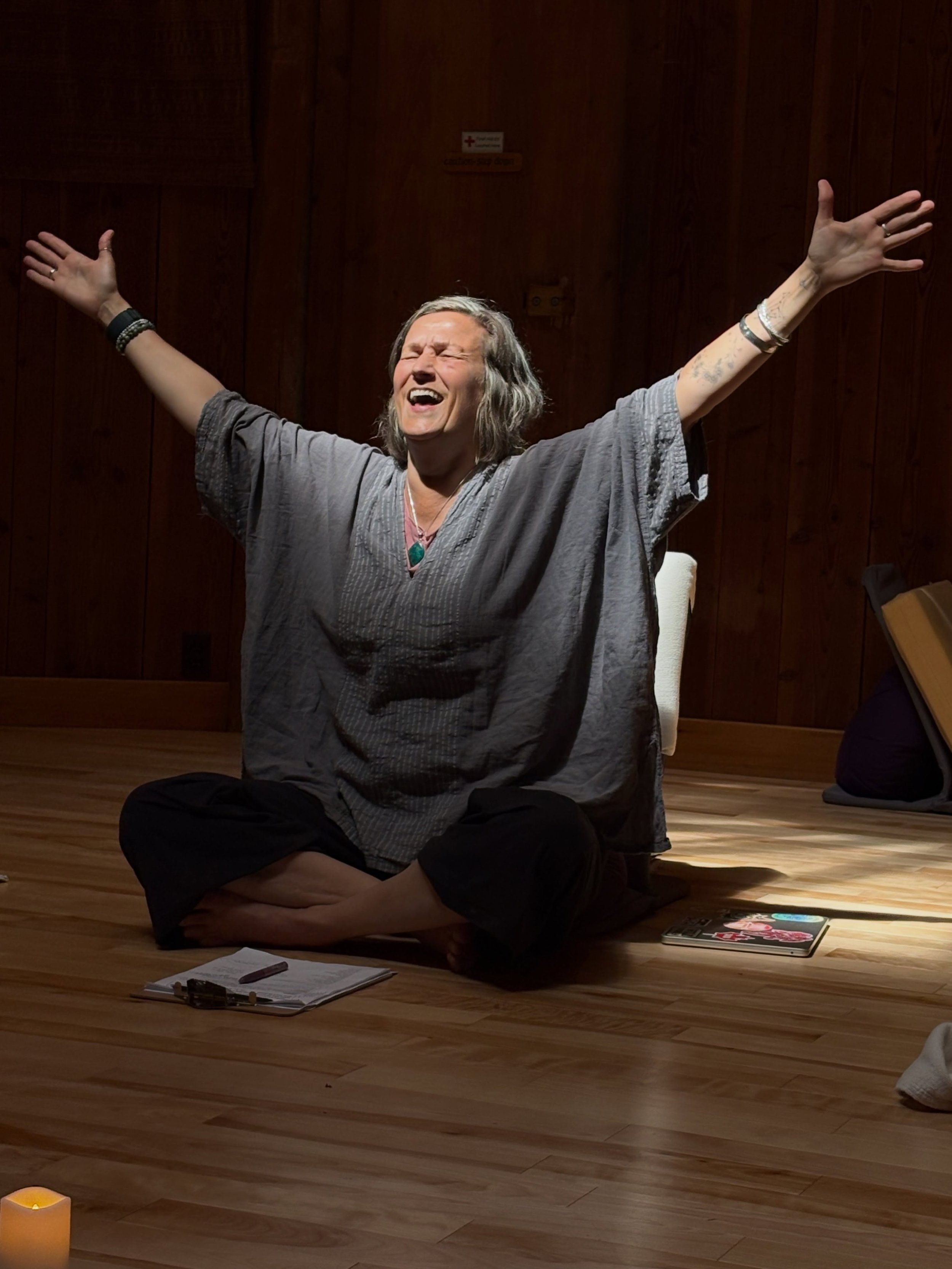 One week ago:
❤️&zwj;🔥In a moment during leading my 5-day women&rsquo;s retreat TENDING THE FIRE WITHIN ~ Expressive Journaling, at Hollyhock Centre, one of the women captured this photo.

I was mid-description of a vision I had, speaking of seeing 