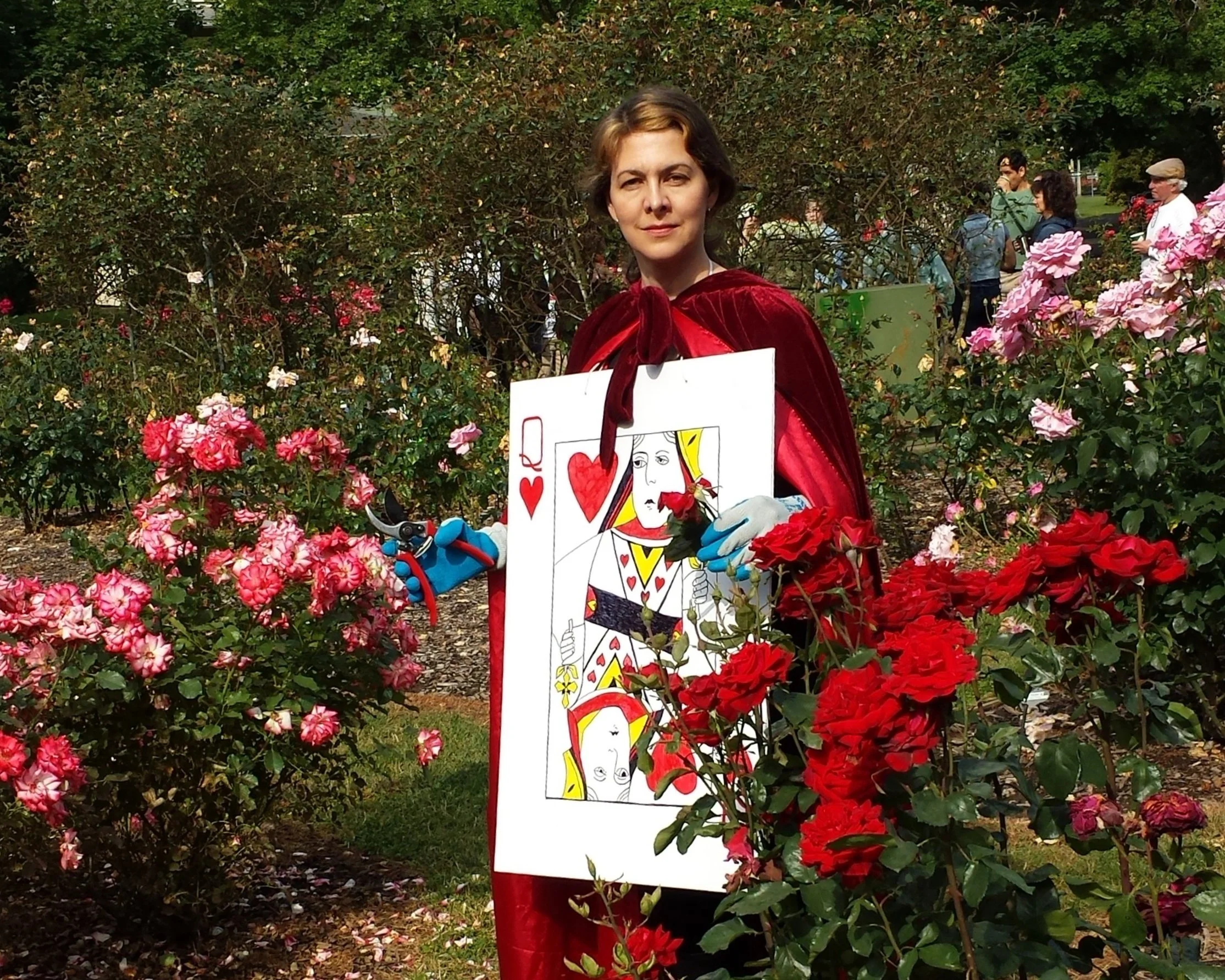 SOUTH garden deadheading