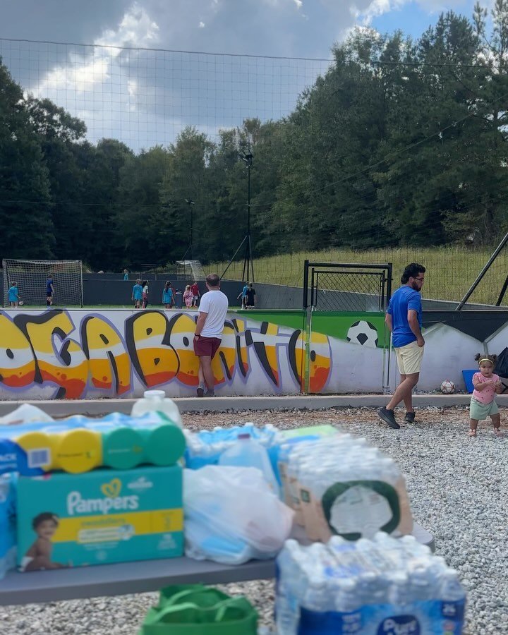 Overwhelmed with the generosity!
Thank you to everyone who came out and donated this morning for Western, NC! Every little helps! Praying people continue to be rescued and provided for.
Praise God for the southern community and willingness to giv
