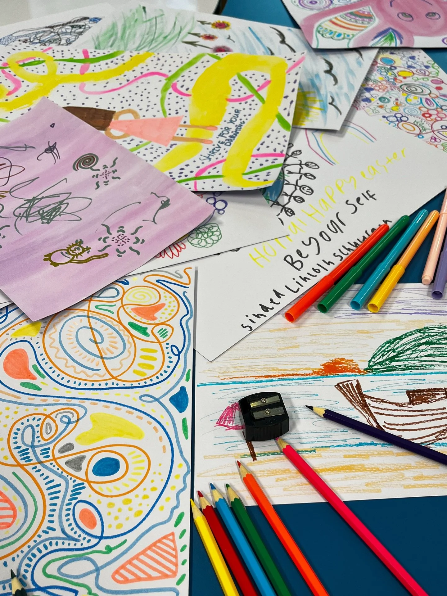 Giving voice to young creatives this QLD Youth Week 🎨🏥 #qldyouthweek 

So grateful to be delivering &ldquo;Expressions of Youth&rdquo; as a recipient of a 2026 QLD Youth Week Community Events Grant!

This week I&rsquo;ve been running creative pop u