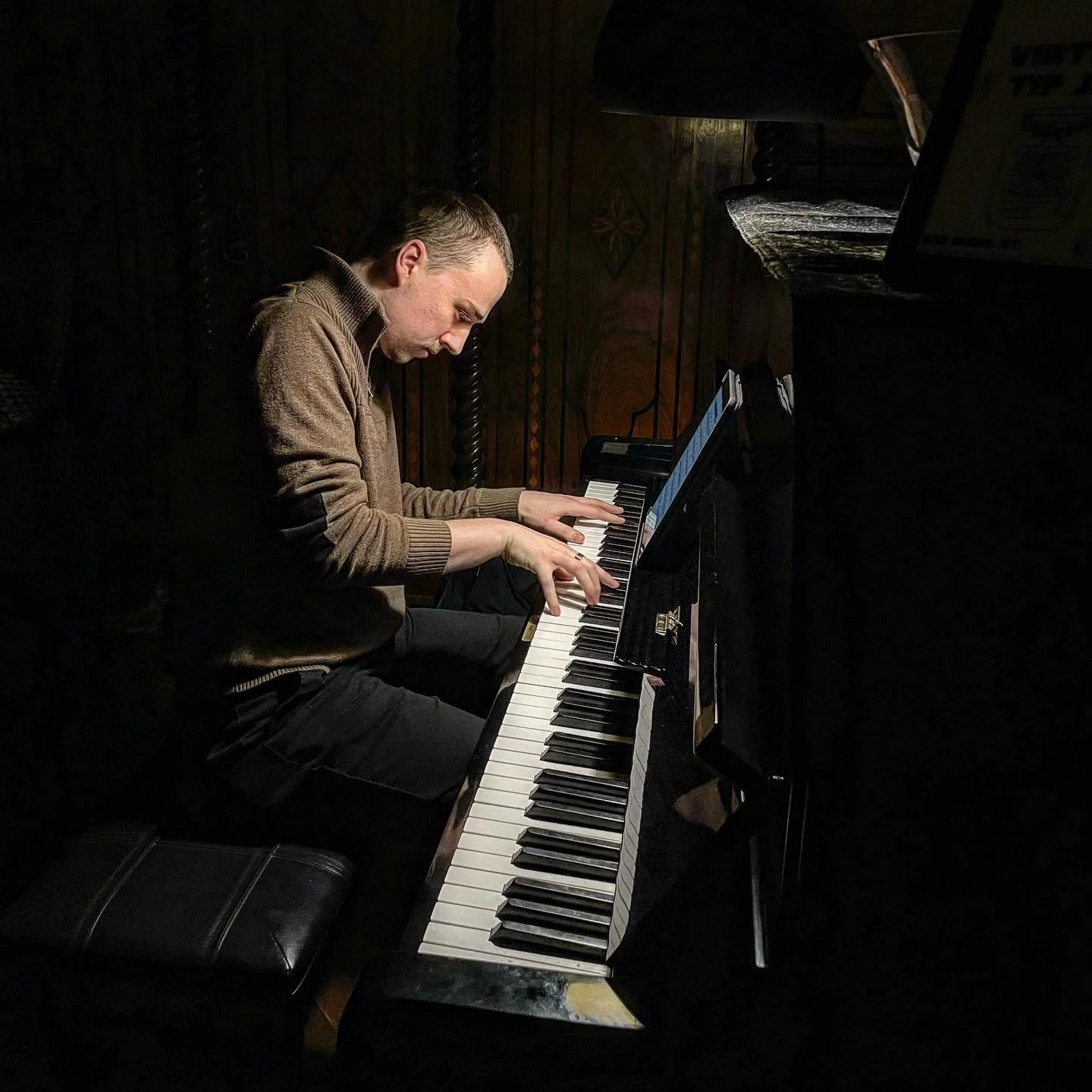 Swing by @thecampbellnyc this Sunday for some cocktails and tunes! I&rsquo;ll be noodling from 6p-9p 😎🎹