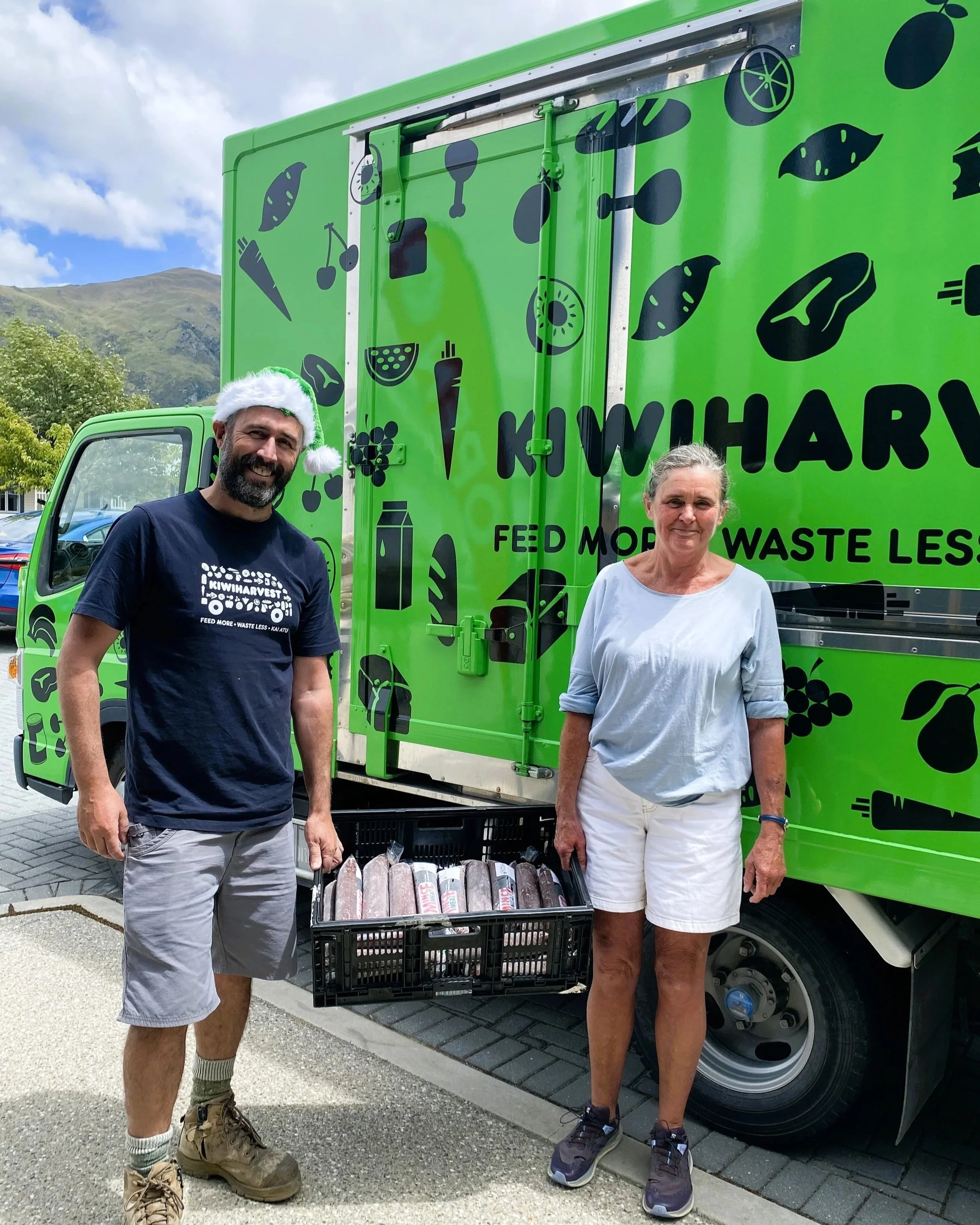 Kiwi+Harvest+-+Meat+from+Hunters+donated+to+Kiwi+Harvest.jpg