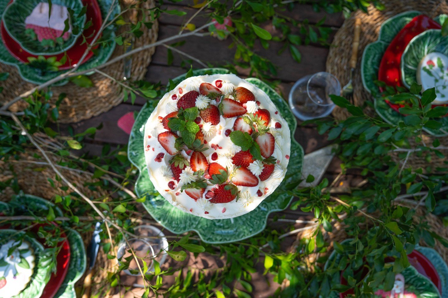 Just a bit of cake to brighten up your scroll 😉 Enjoy your day!