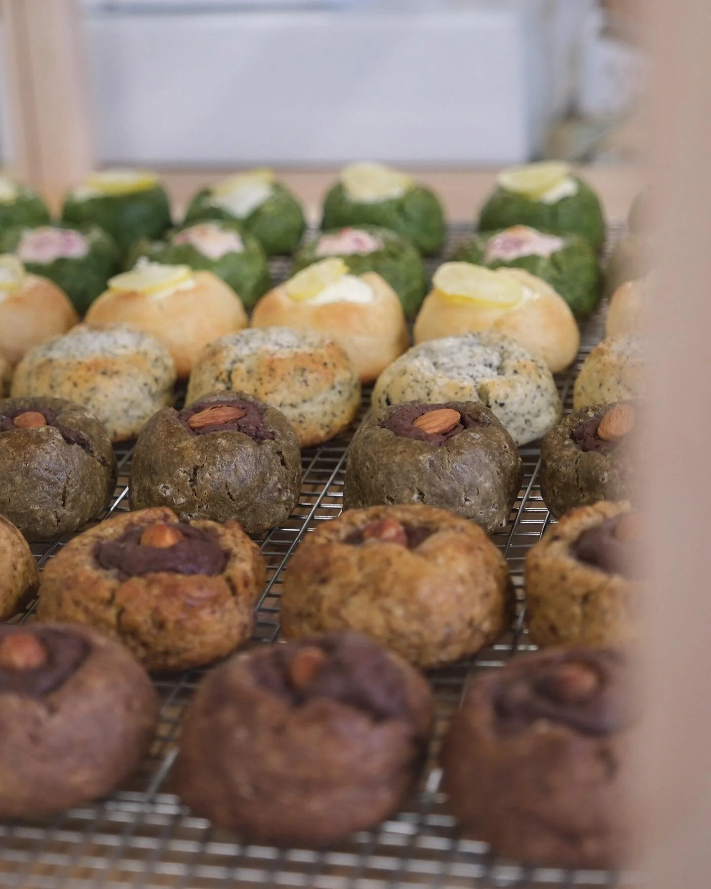 Thank you for coming to our special collab pop-up today.

Round of applause to the talented @relicbageri for creating all the delicious baked goods and amazing @summerhevf for the beautiful flower bouquets.

We&rsquo;ll be back soon next week with sa