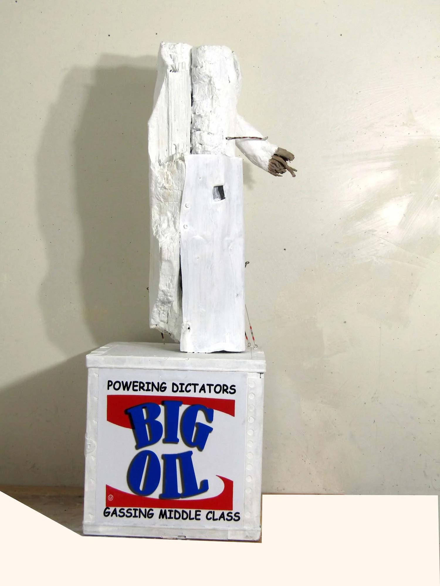 ClimesAreAChangin042,36x12x12FoundObjectsWoodenBox,MelSmothers2023A copyE.jpg