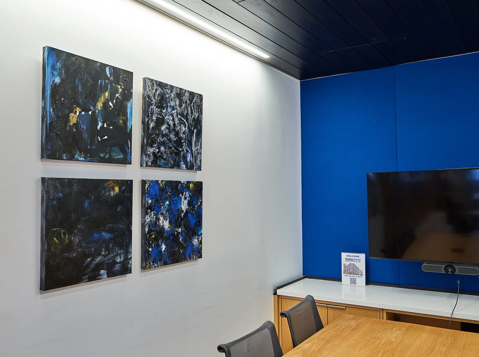 Artist_Yael_Dresdner_Solo_04.jpg