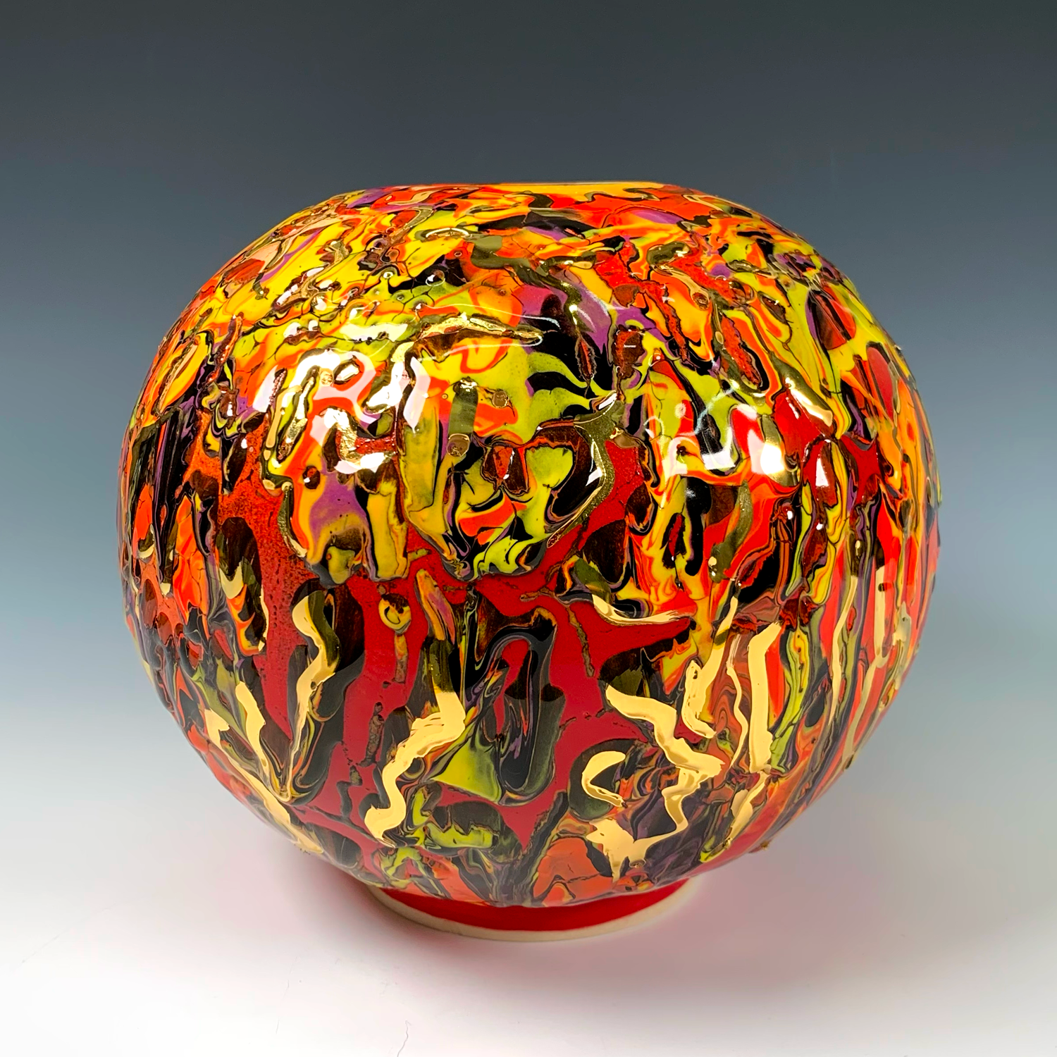 Julia_Sverchuk_Solar Mantle Jar.png