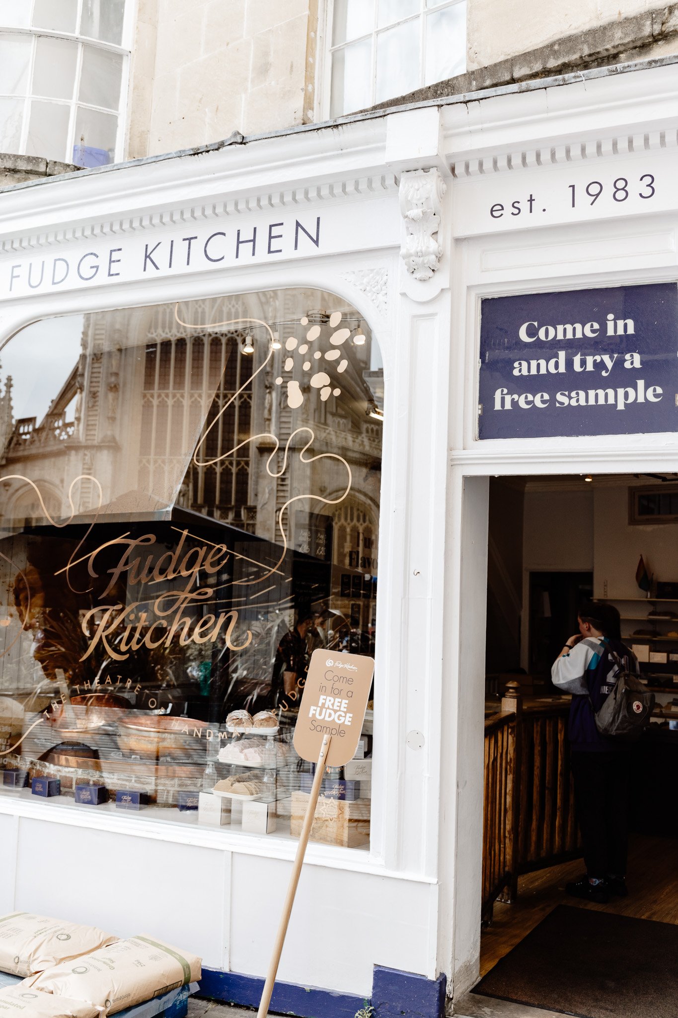 Bath, UK – Fudge Kitchen Shopfront