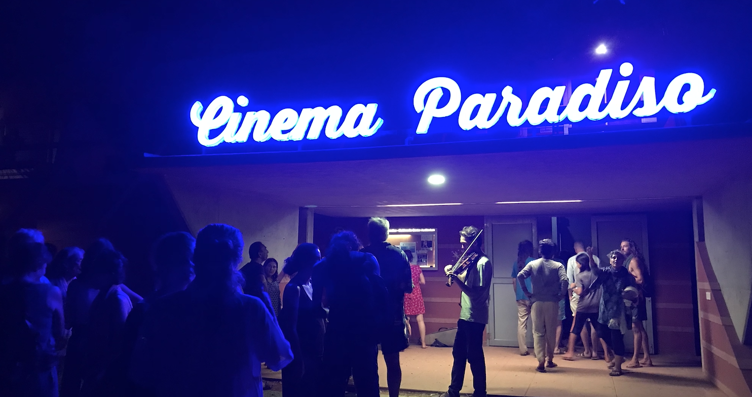 17.03.22: Cinema Paradiso // Auroville // India