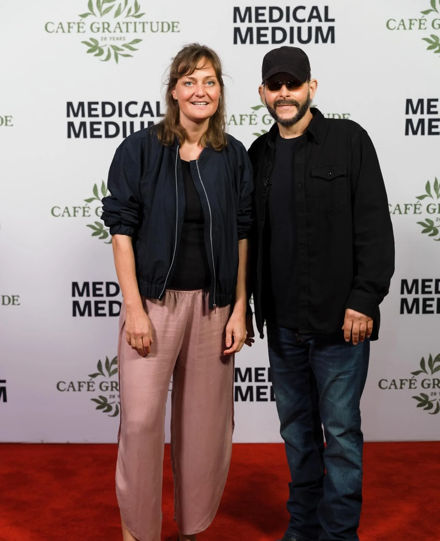 Events im Caf&eacute; Gratitude &ndash; Throwback Thursday :)

N&auml;chste Woche gibt es 3 Tage MM Events im Caf&eacute; Gratitude in LA. Ich dachte, das w&auml;re eine &bdquo;once in a lifetime&ldquo; Erfahrung  AW pers&ouml;nlich zu treffen, aber 