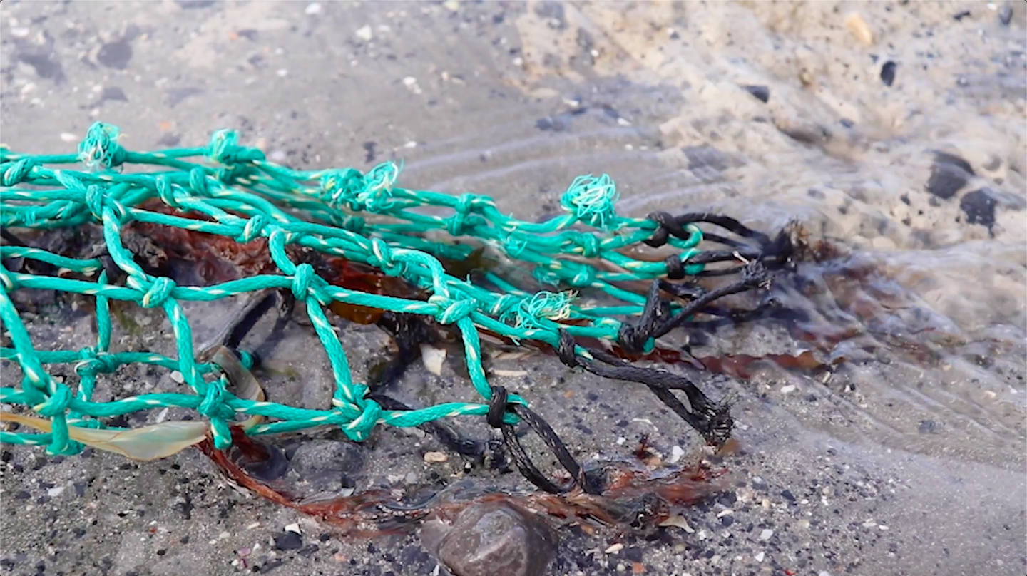 Polypropylene II, 2022,
Film Still
Duration 3’30”