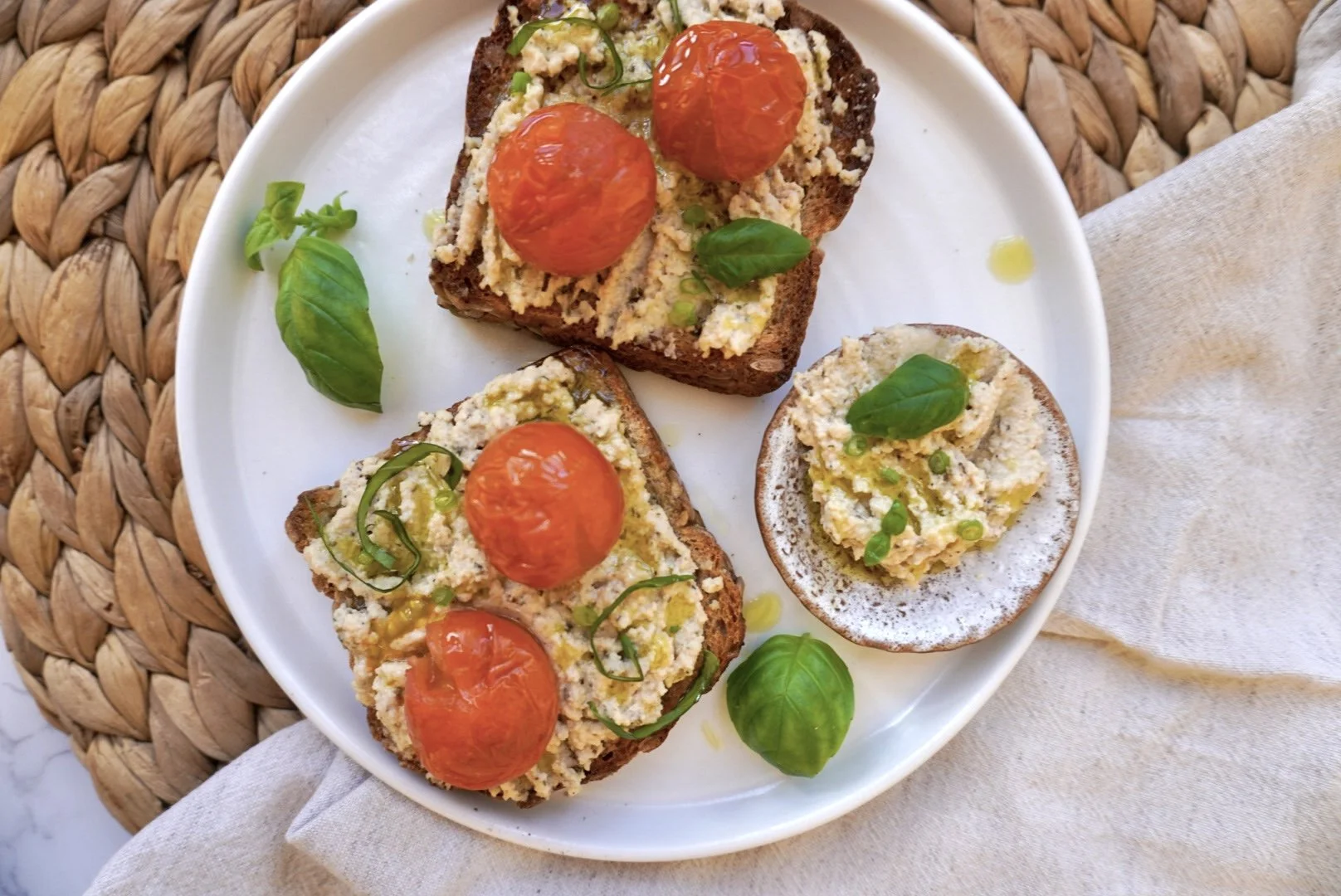 Probiotics Tomato Toast