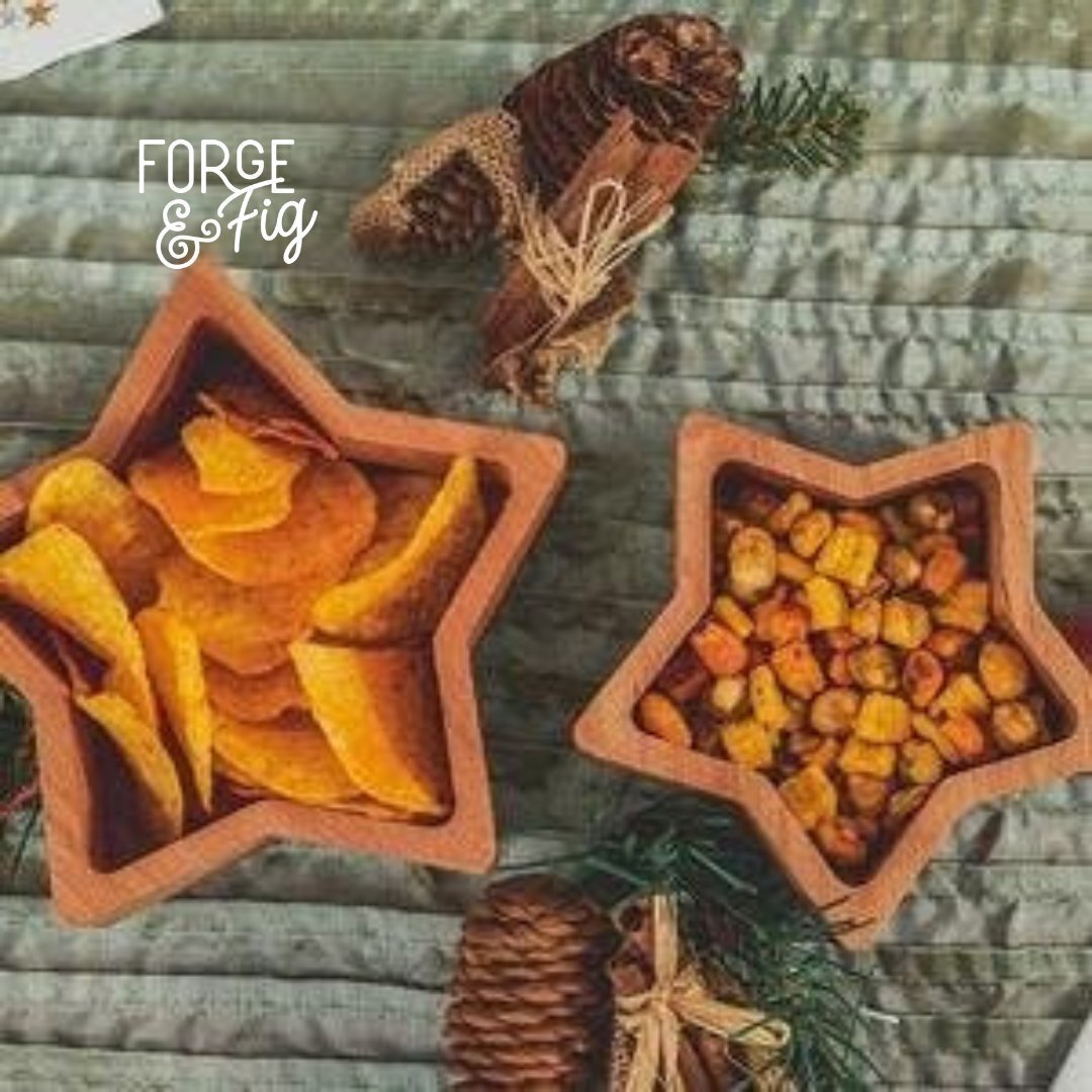 Starlight, star bright...⭐️

How gorgeous is this wooden Star Bowl Set!

Perfect for use at Christmas, or to add a little mystical allure at any time of the year, the two bowls cost just &pound;30 and are the perfect hosts for your fave nibbles in fr