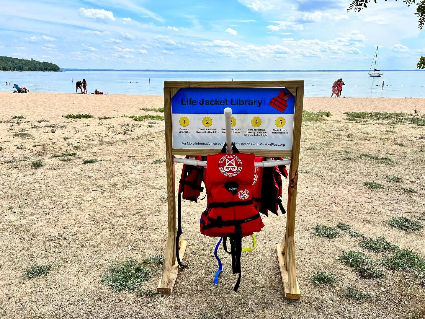 We are thrilled that Old Mission Peninsula&rsquo;s excitement for our Life Jacket Library landed us a welcoming spot at Haserot Beach! 

Not only do we love to SCUBA dive there, it is also a place where families make wonderful beach memories and many