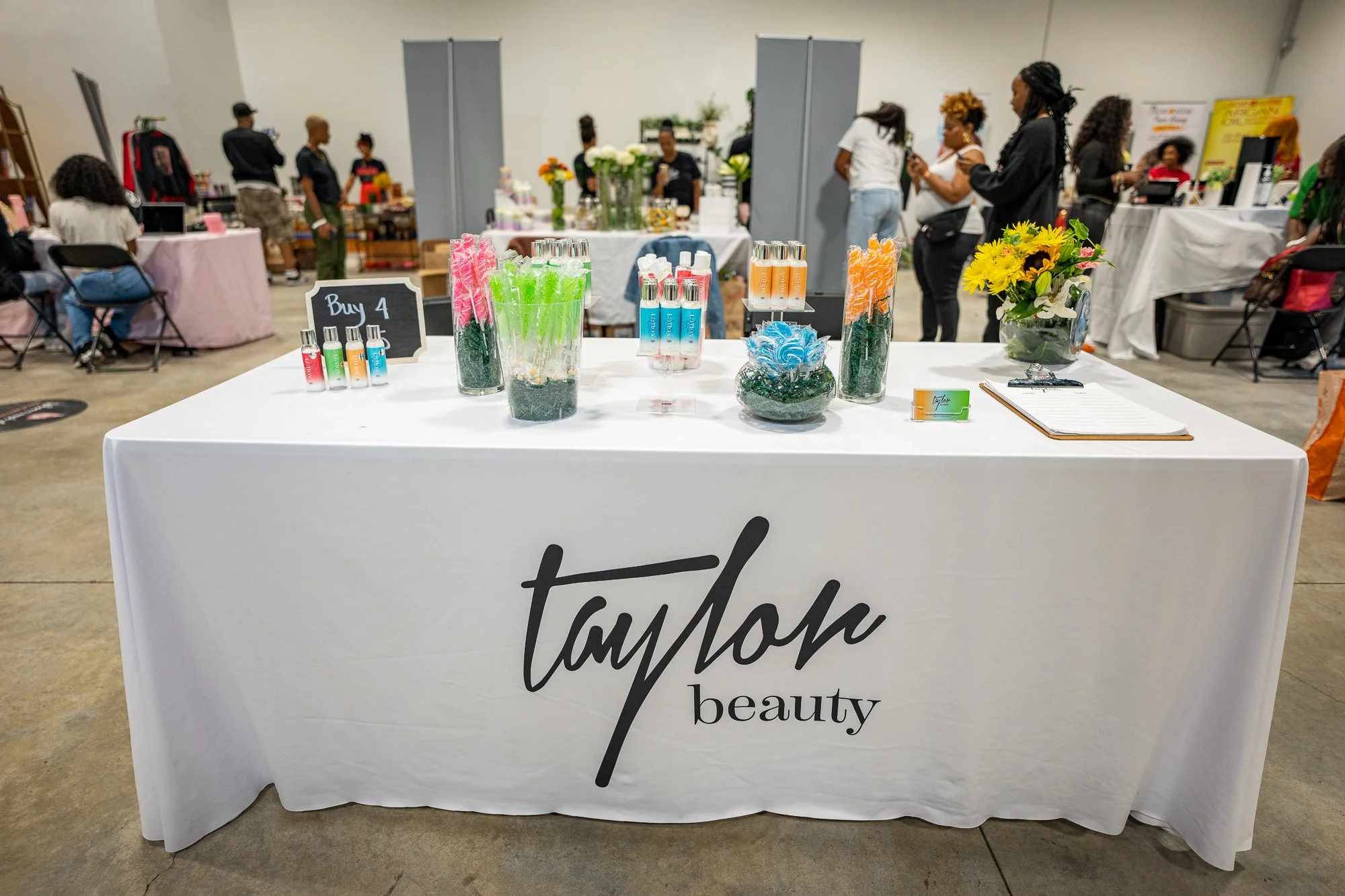 HUE ny 2022-0392.jpg