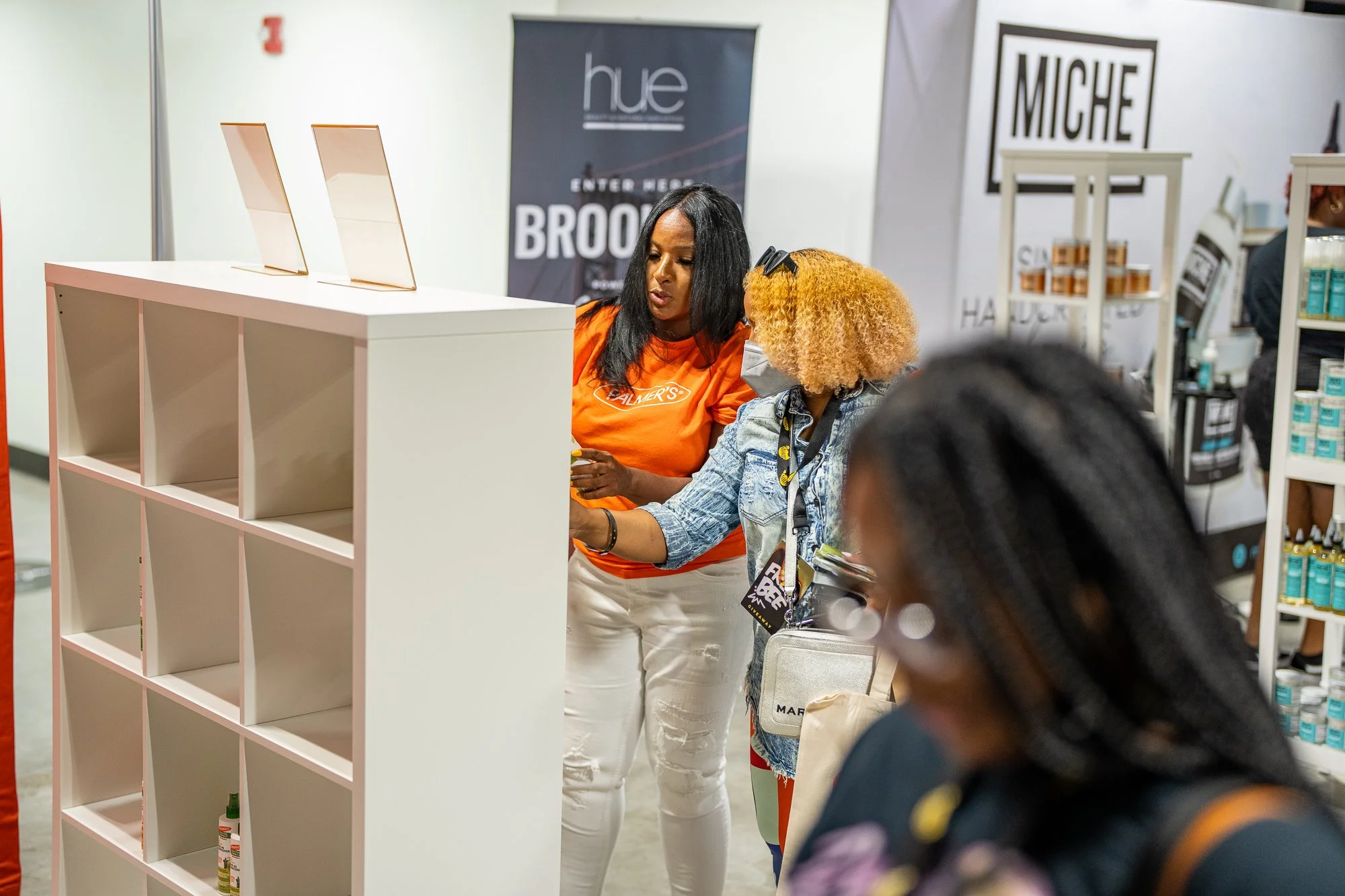 HUE ny 2022-0206.jpg