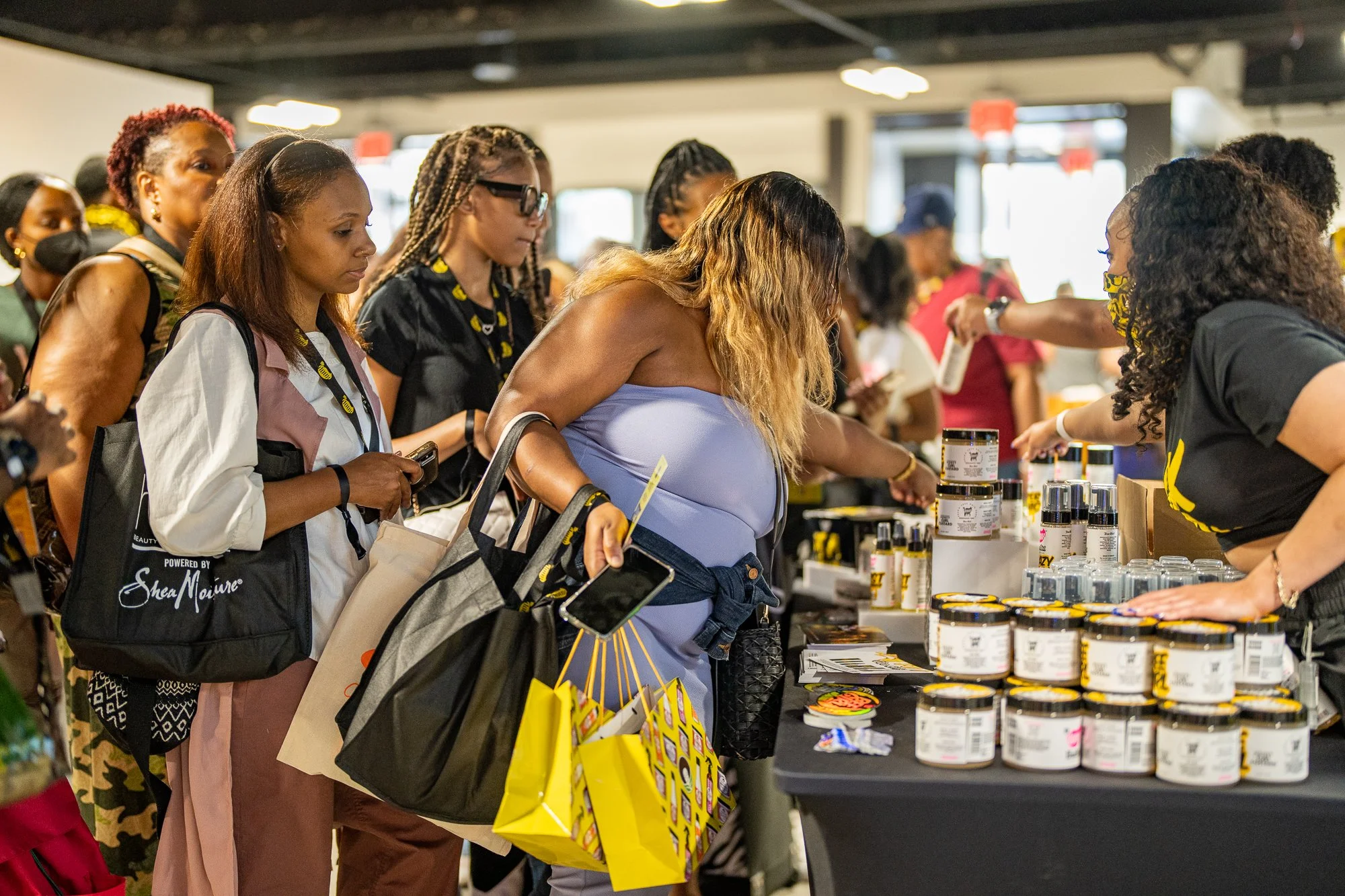 HUE ny 2022-0158.jpg