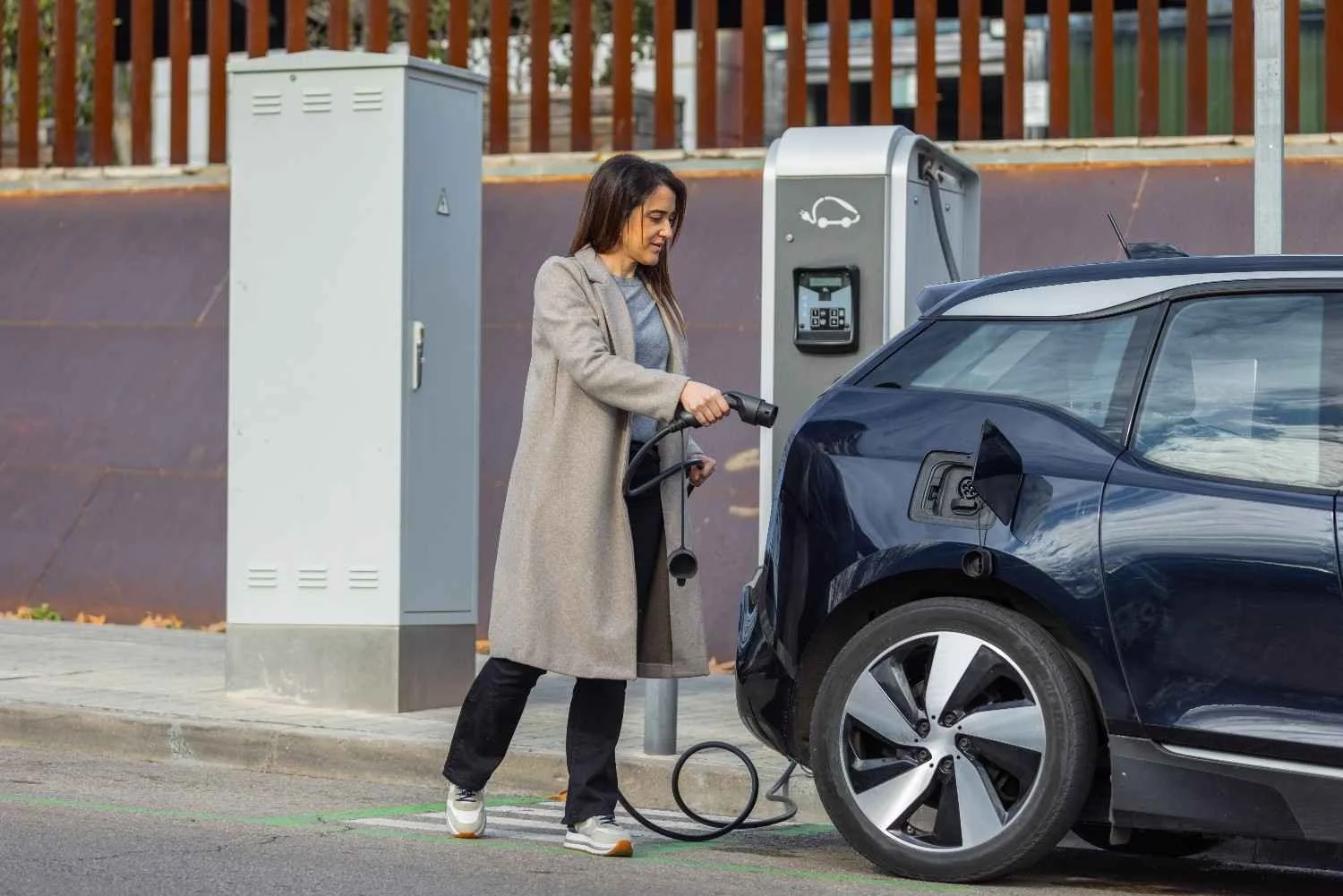 How to Charge Your Electric Car in Public: 2026 Guide
