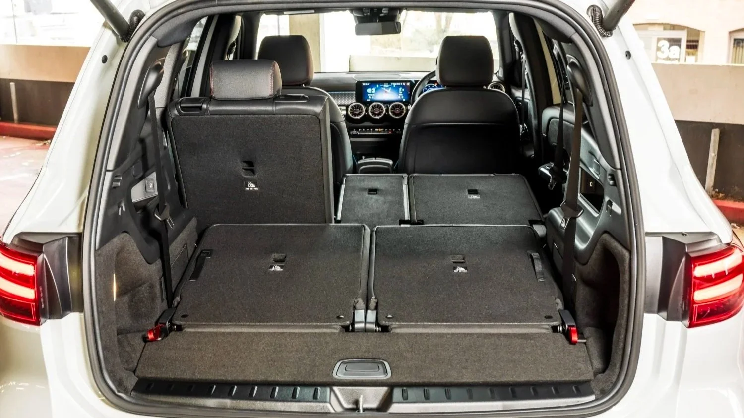 10 EVs with Biggest Boot Space 2026 | Cargo Capacity | The Electric Car ...
