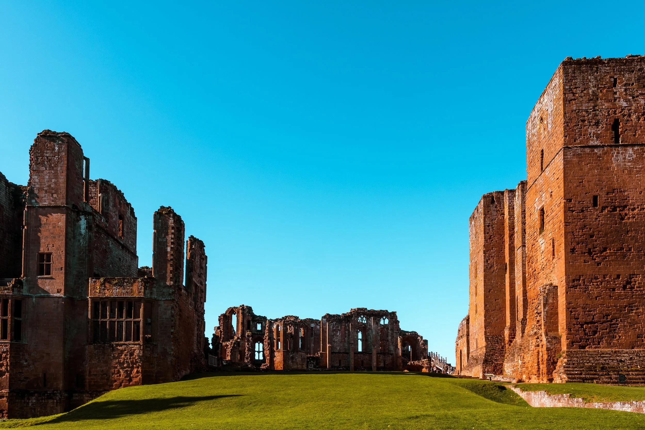 Kenilworth Castle Web-2.jpg