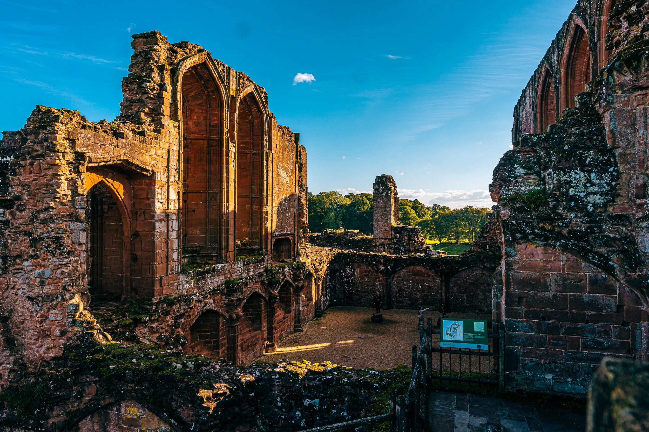 Kenilworth Castle Web-33.jpg