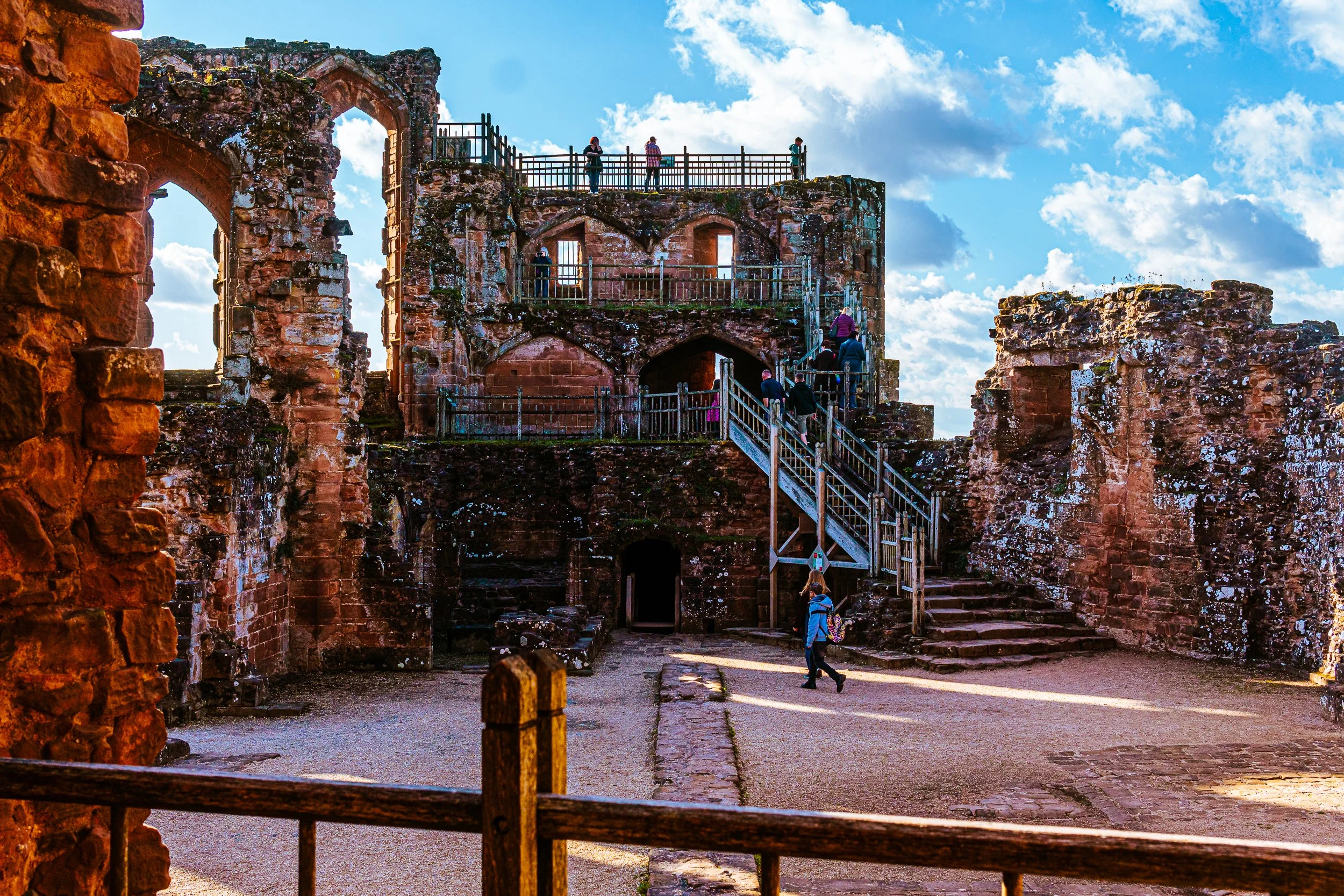 Kenilworth Castle Web-27.jpg