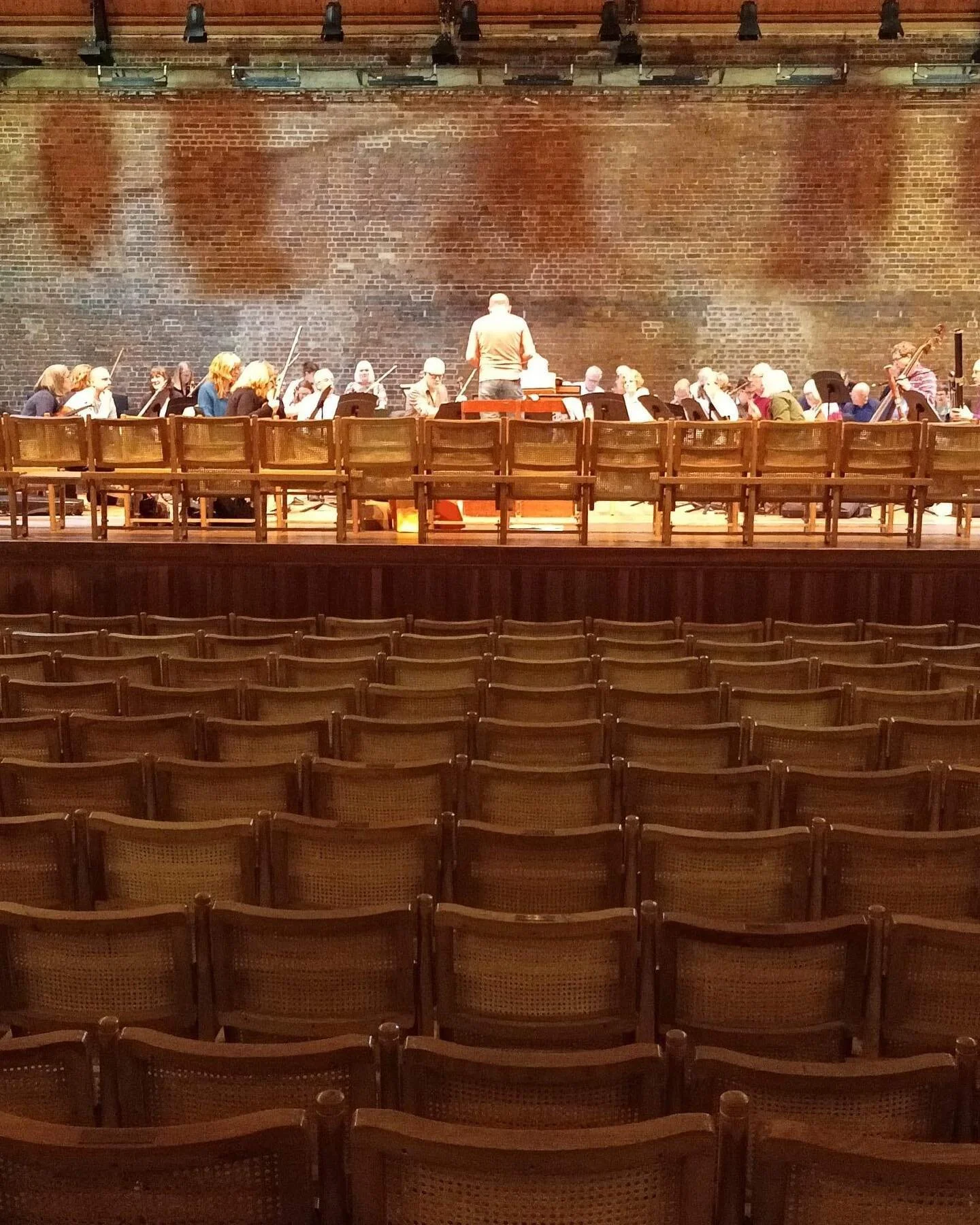 Rehearsal for #stmatthewpassion #stjohnpassion and reconstructed #stmarkpassion #aldeburghvoices #suffolkensemble #snapemaltings #brittenpearsarts #easter